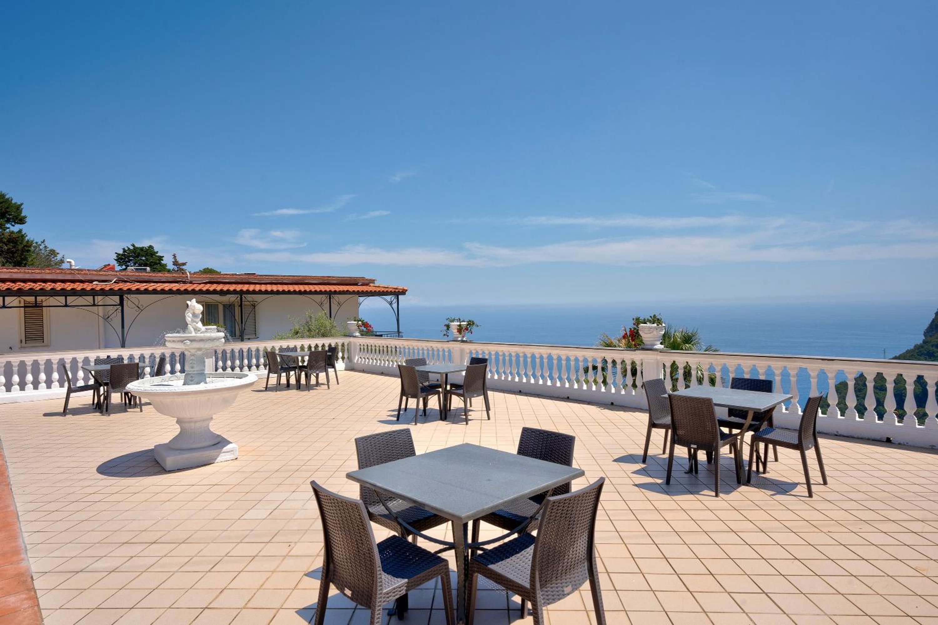 Villa Azzurra view 3