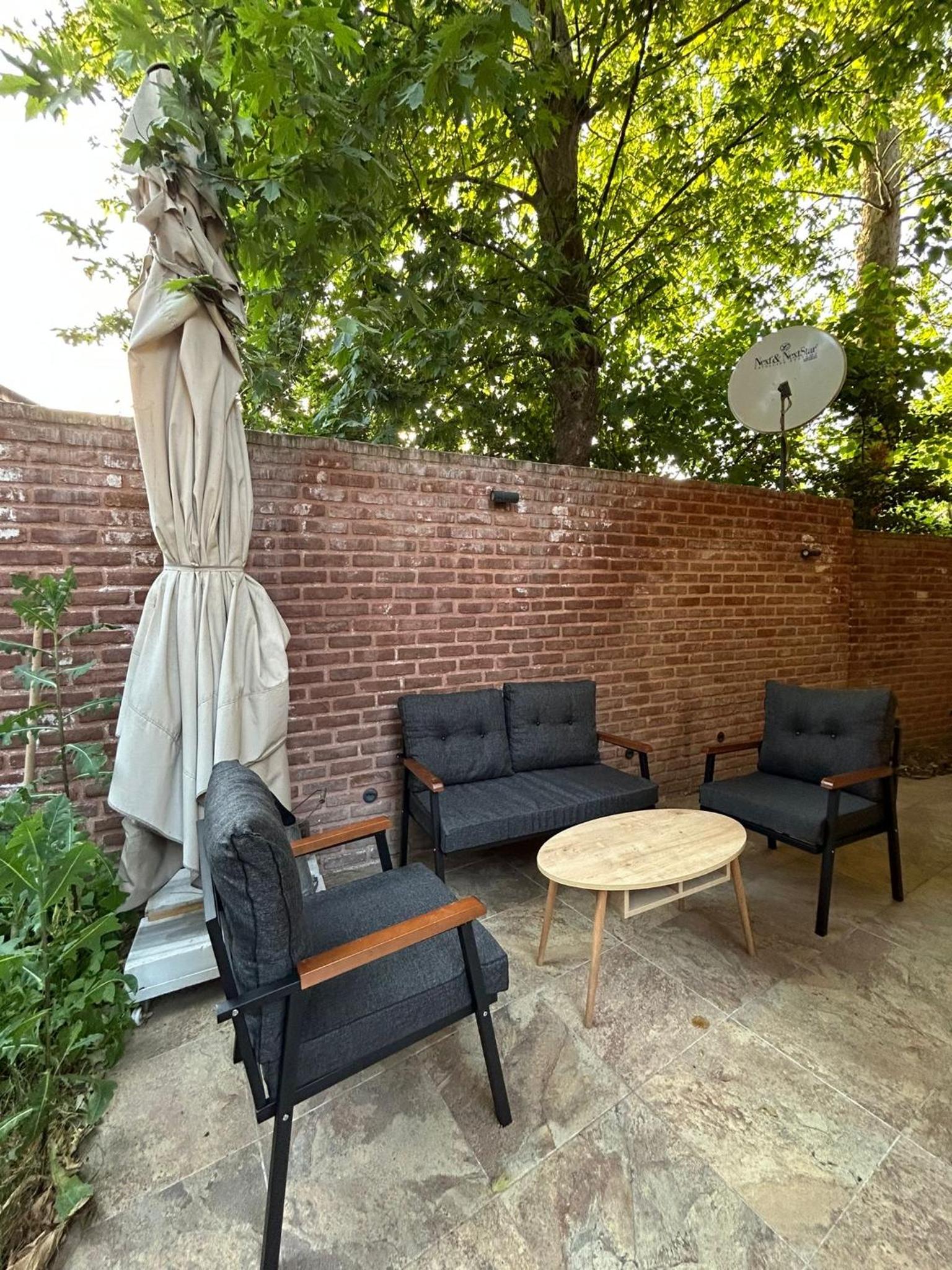 Villa Arancia Istanbul - Garden, BBQ, Sauna & Turkish Bath by the Tram in Fatih