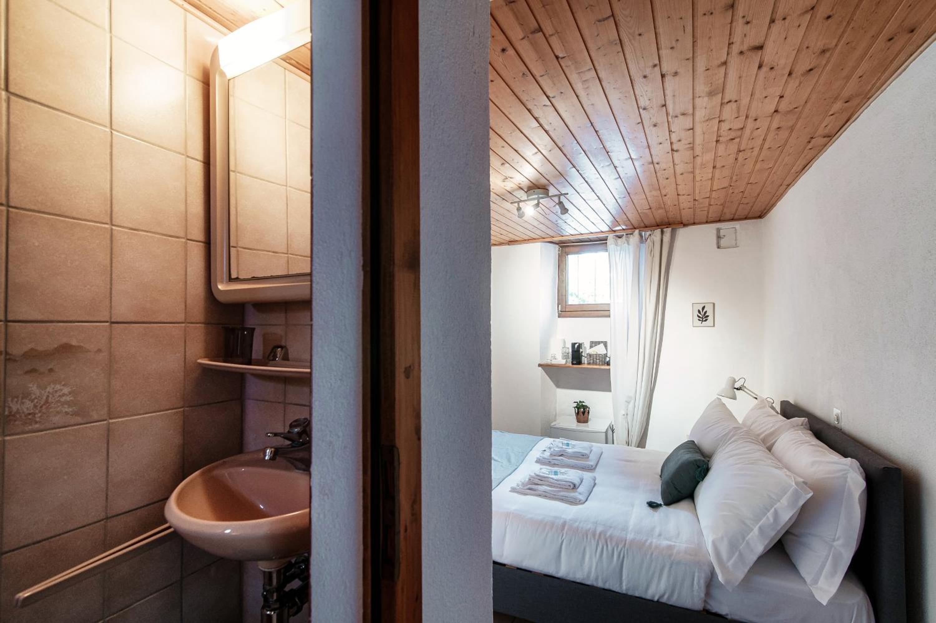 Da Carolina by Quokka 360 - room near Bellinzona Hospital
