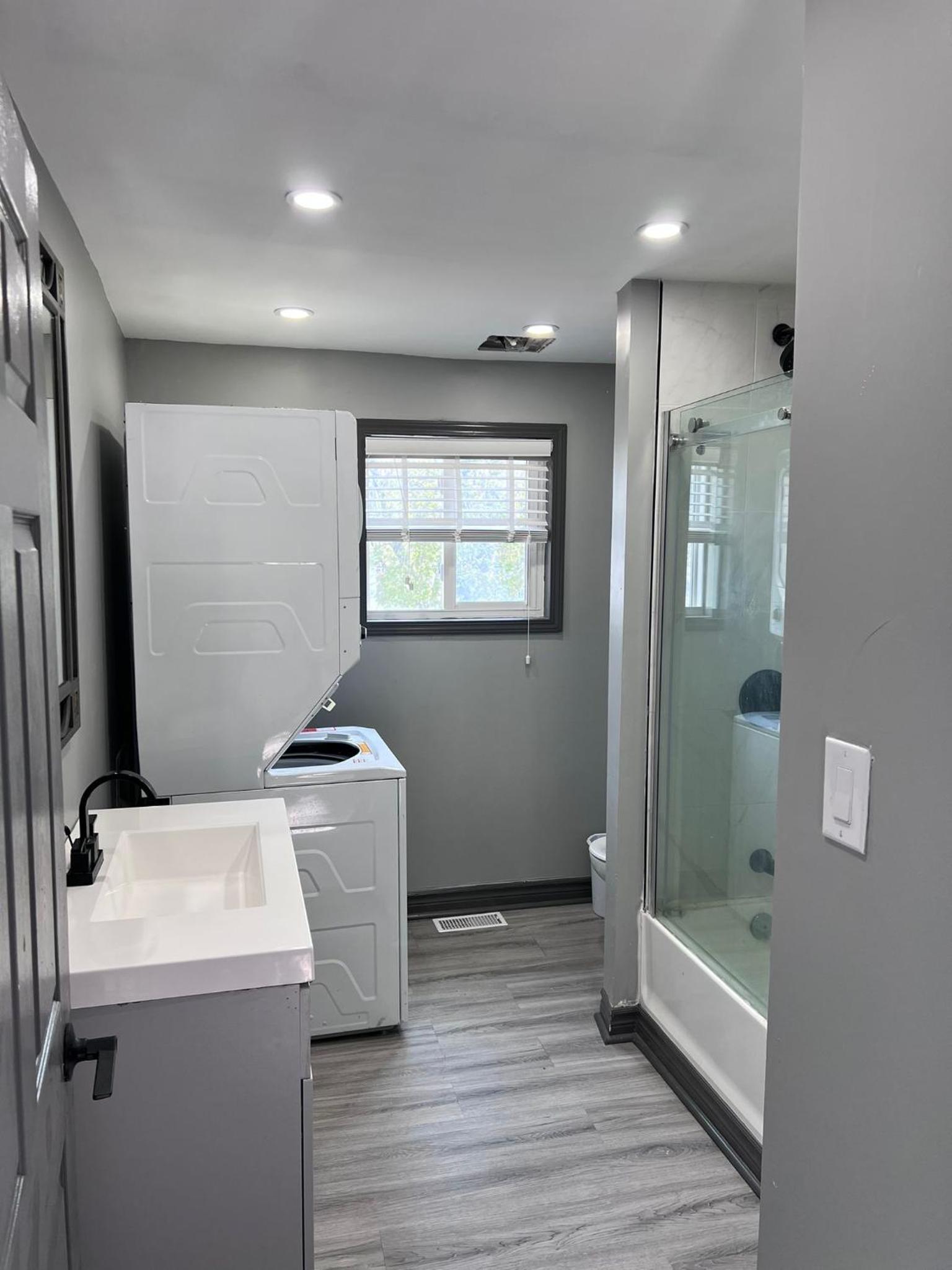 85 Main upstairs