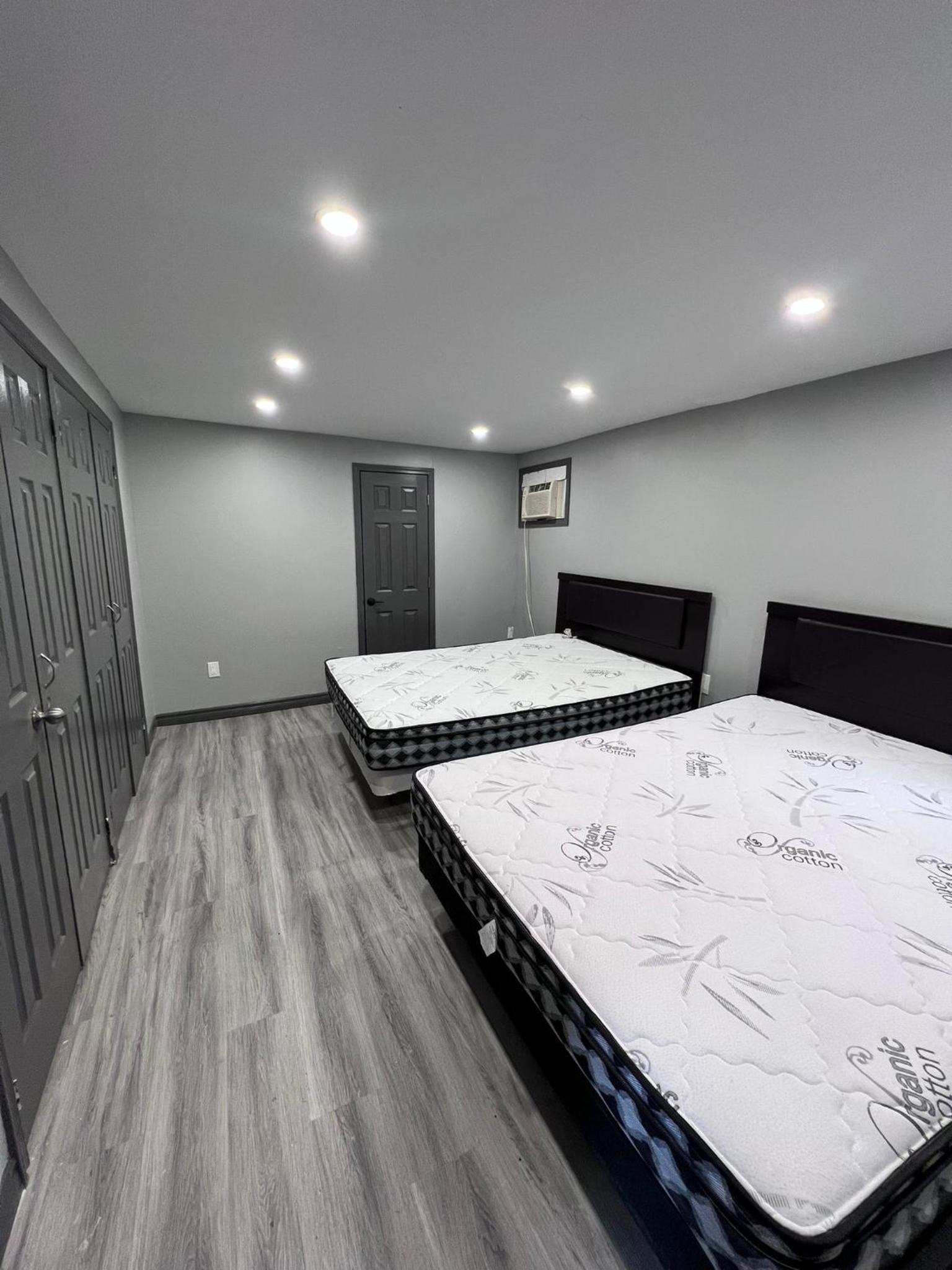 85 Main upstairs