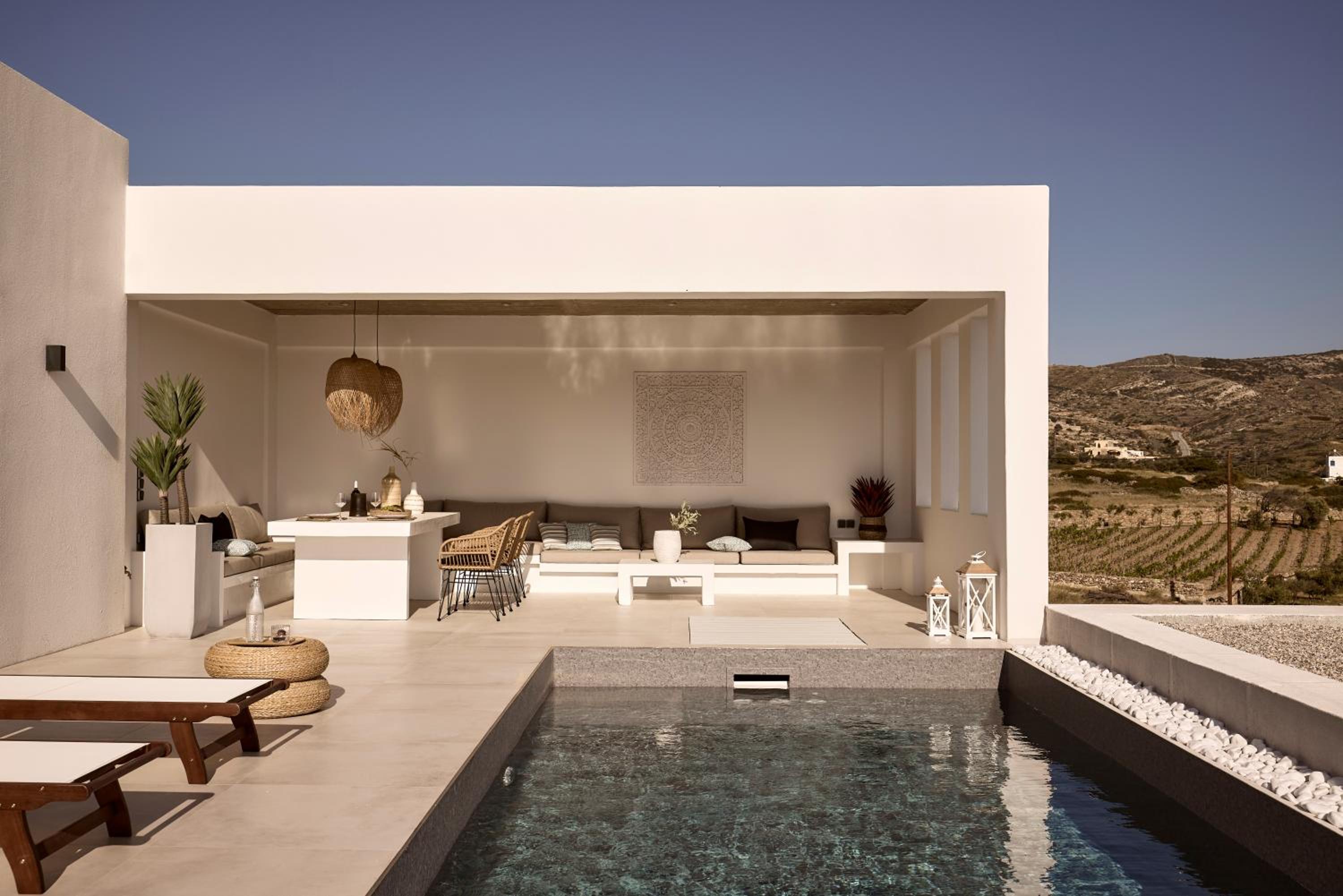 Thea Luxury Villas Ios view 4