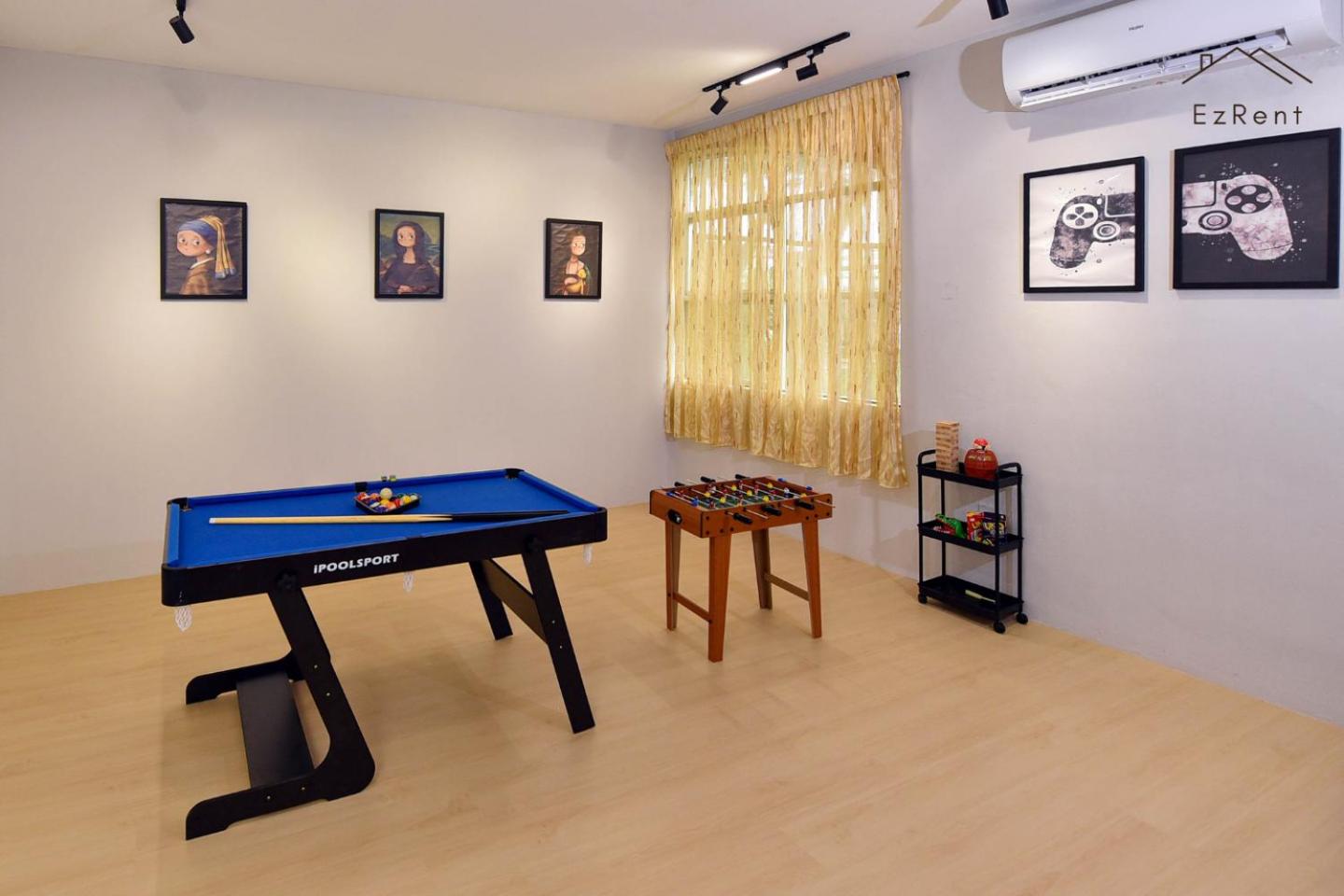 Cozy Muji Studio near Lake Garden Zoo with Free Netflix WiFi photo 4