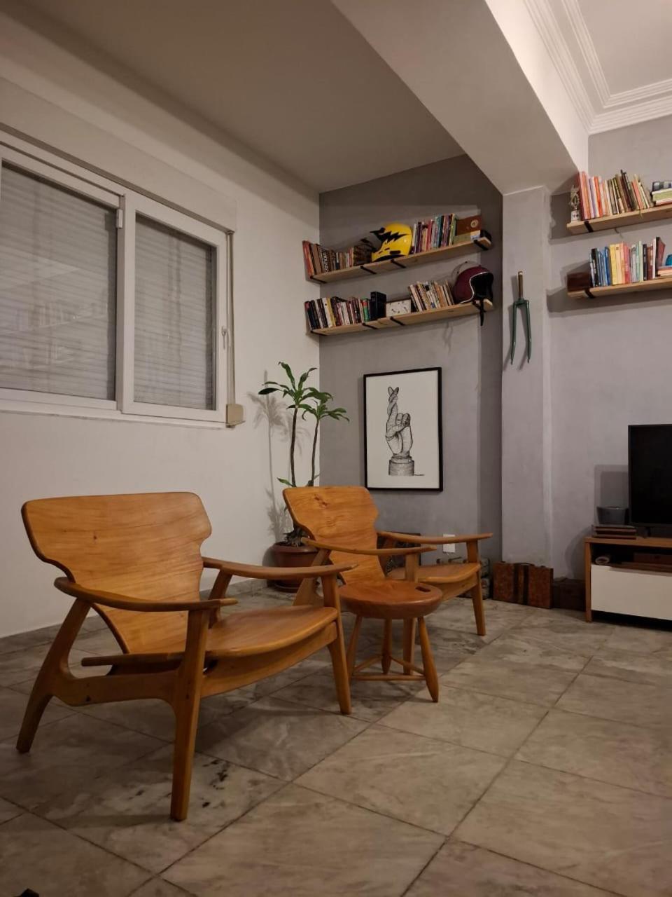 Fullano Guesthouse _ Between Copacabana and Ipanema – Comfortable Private Suites!