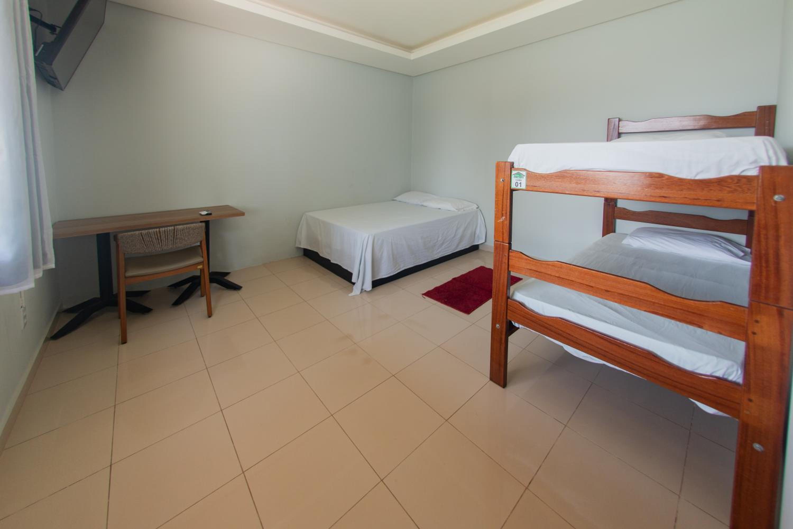 Hotel Caçari