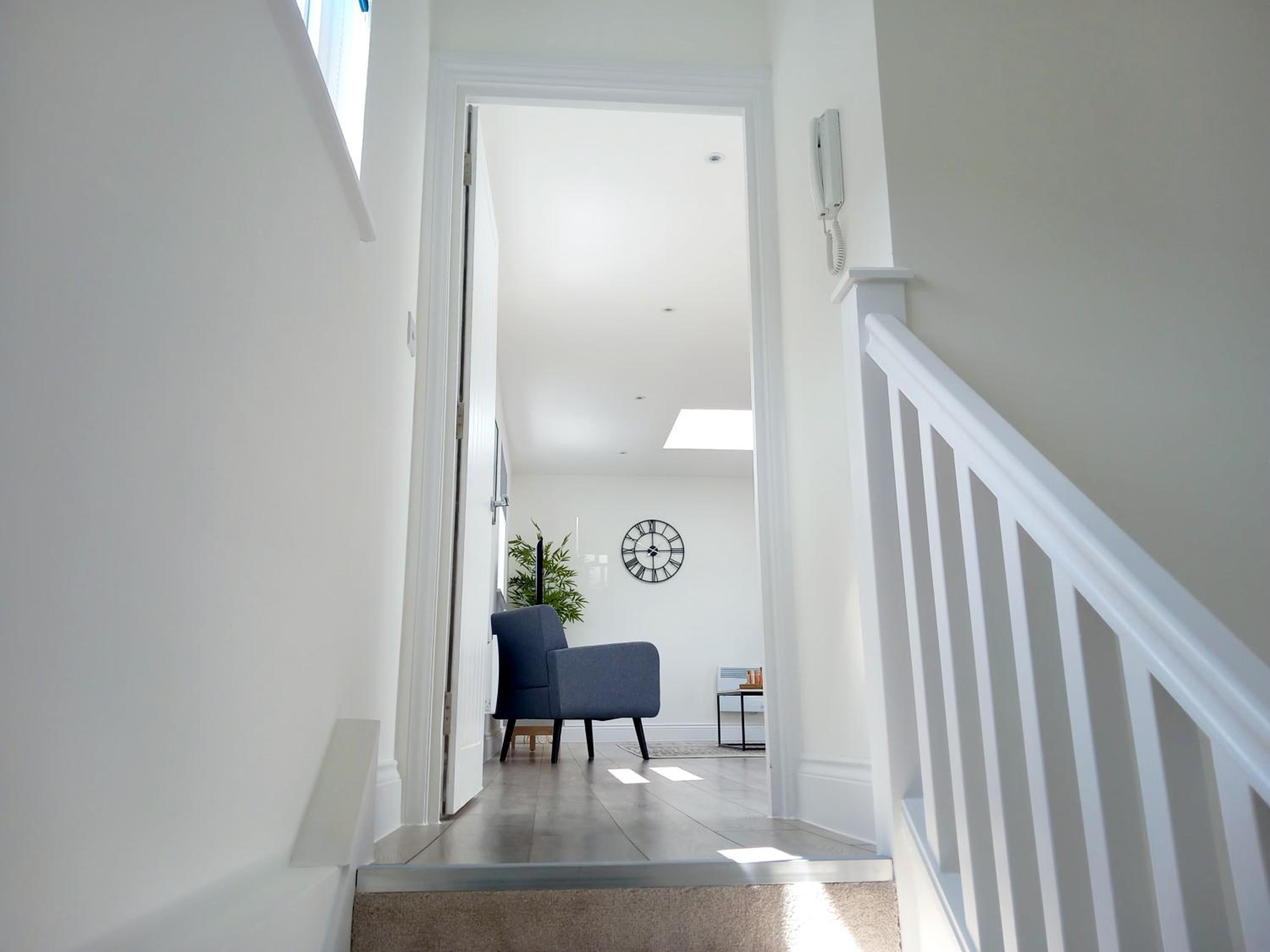 Chelmsford City Centre Modern Duplex With Parking, Wi-Fi & Netflix view 5