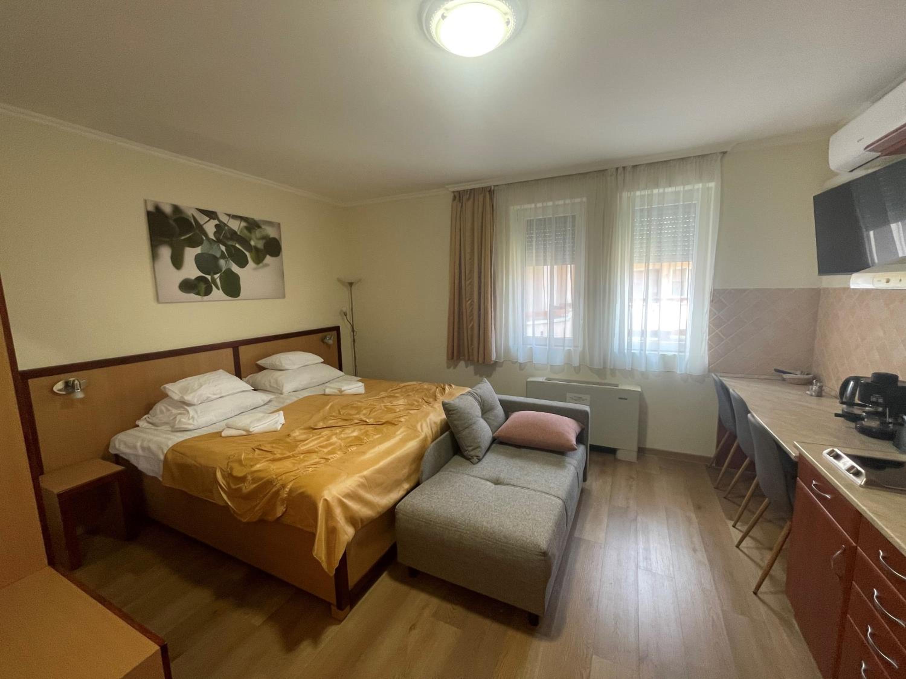 Termál Schmitz Apartmanok B6 view 3