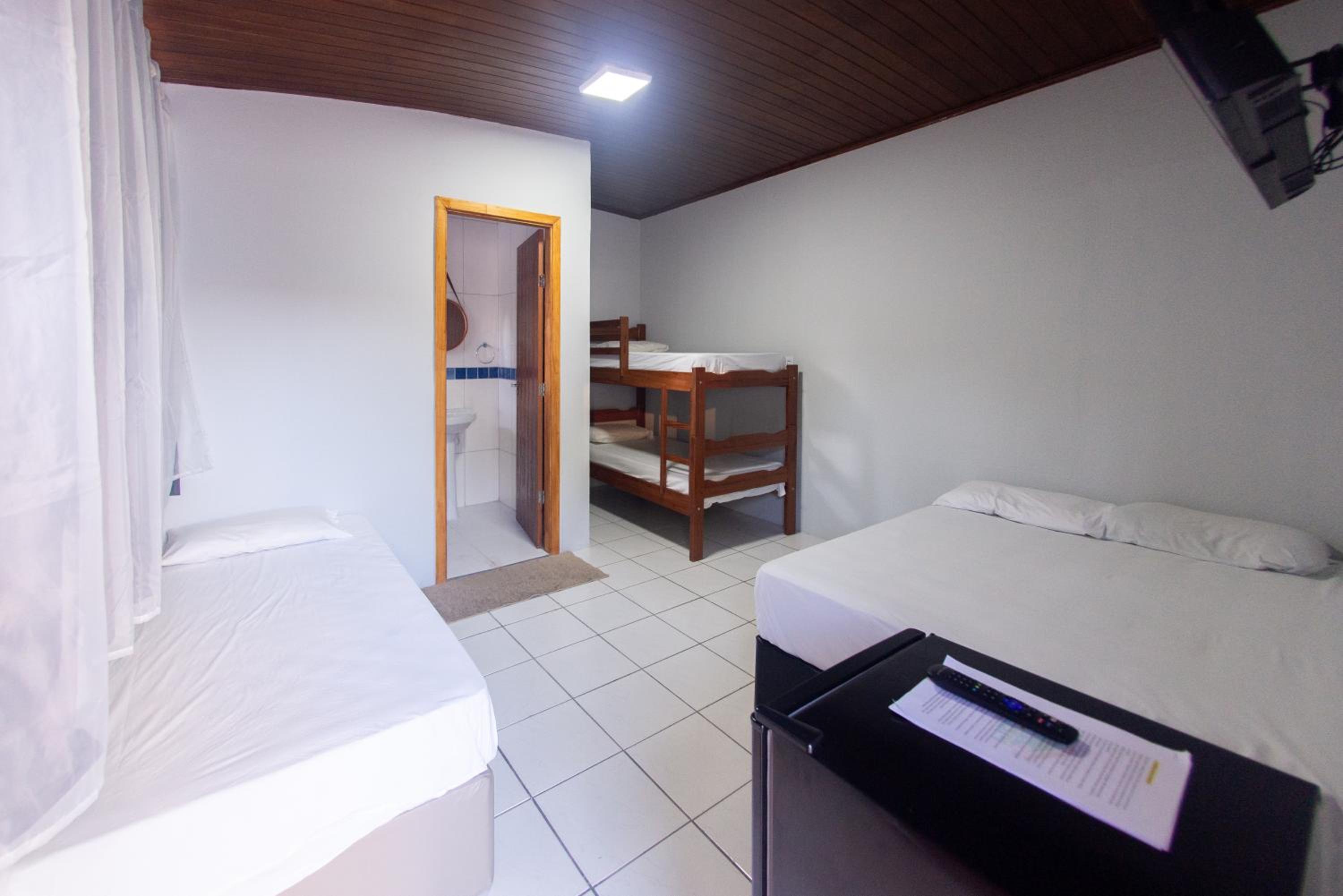 Hotel Caçari