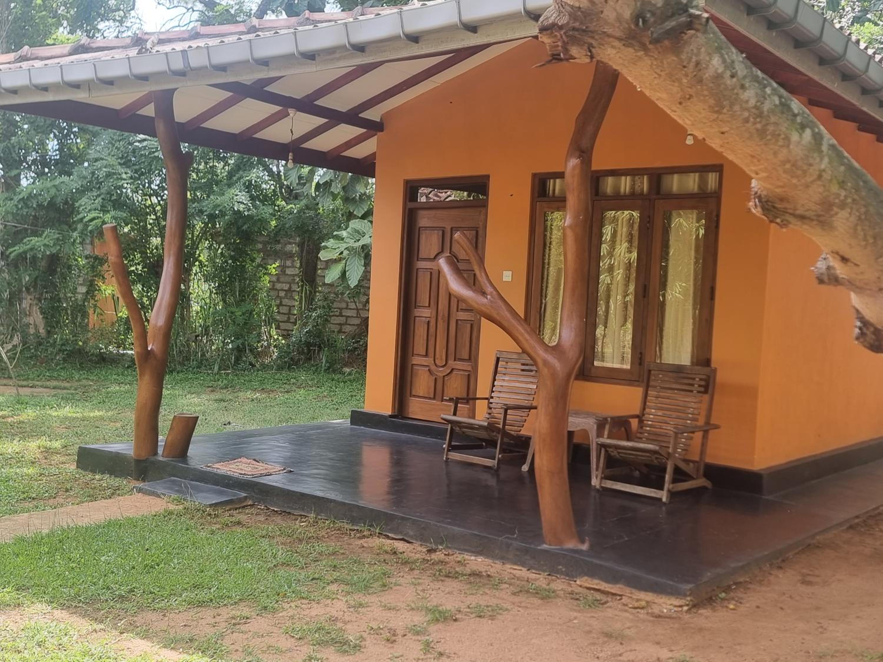 Liyon Rest sigiriya