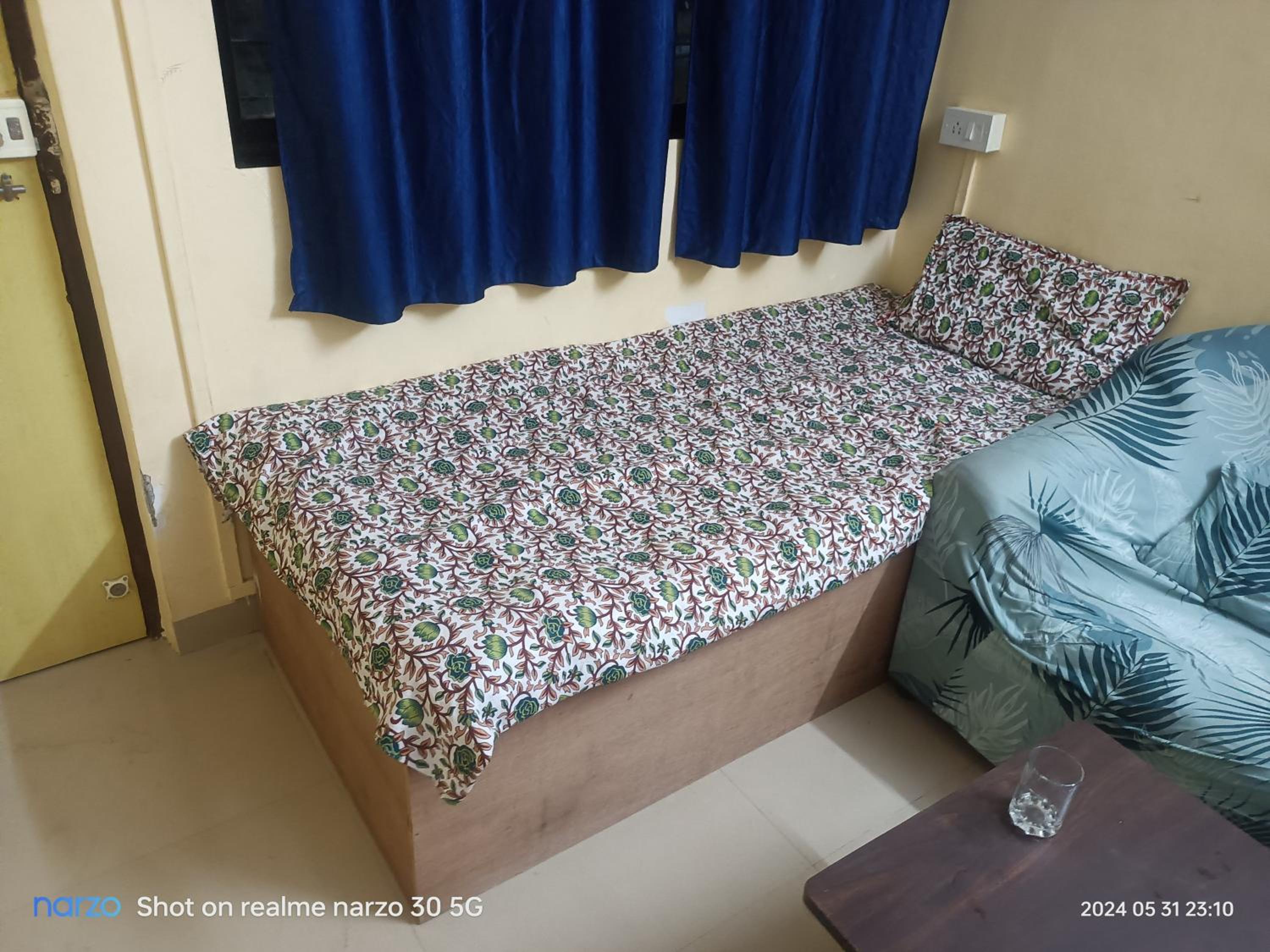 Bed And Breakfast At Pushpanjali Residency Phase 2 Bunglow No A1 Owale Ghodbander Road Thane West