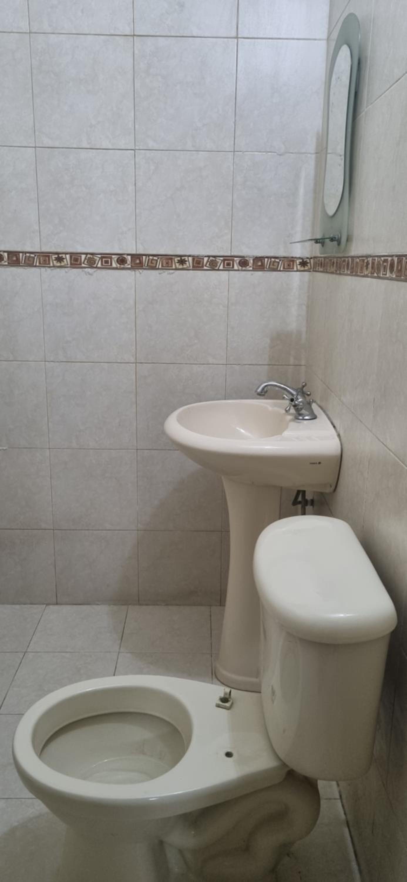 Hostal Private-Lima Aiport view 2