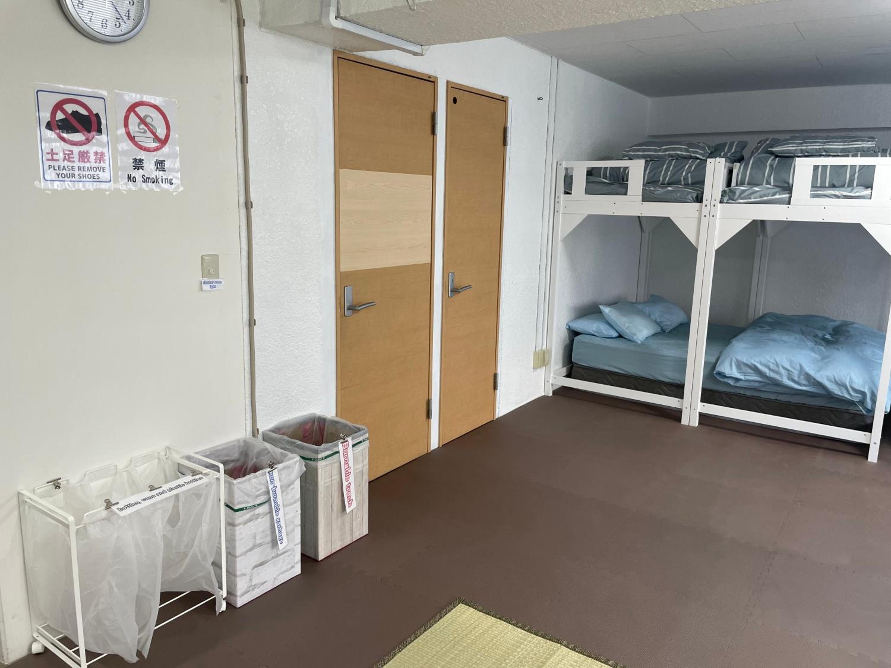 Muya Thai hostel Tokyo train camp