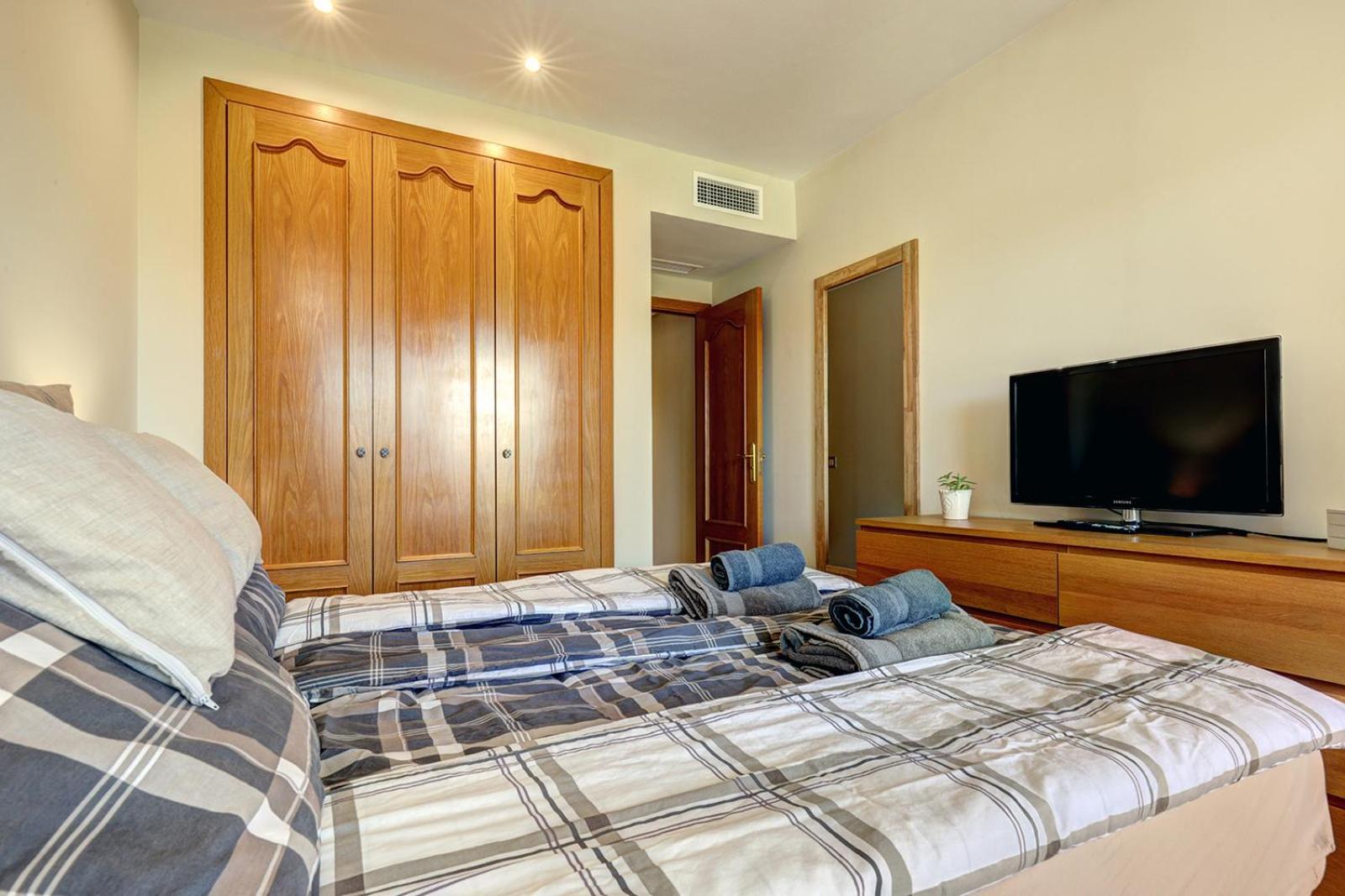 Cozy, 1 bedroom holiday condo on the Sunny Riviera