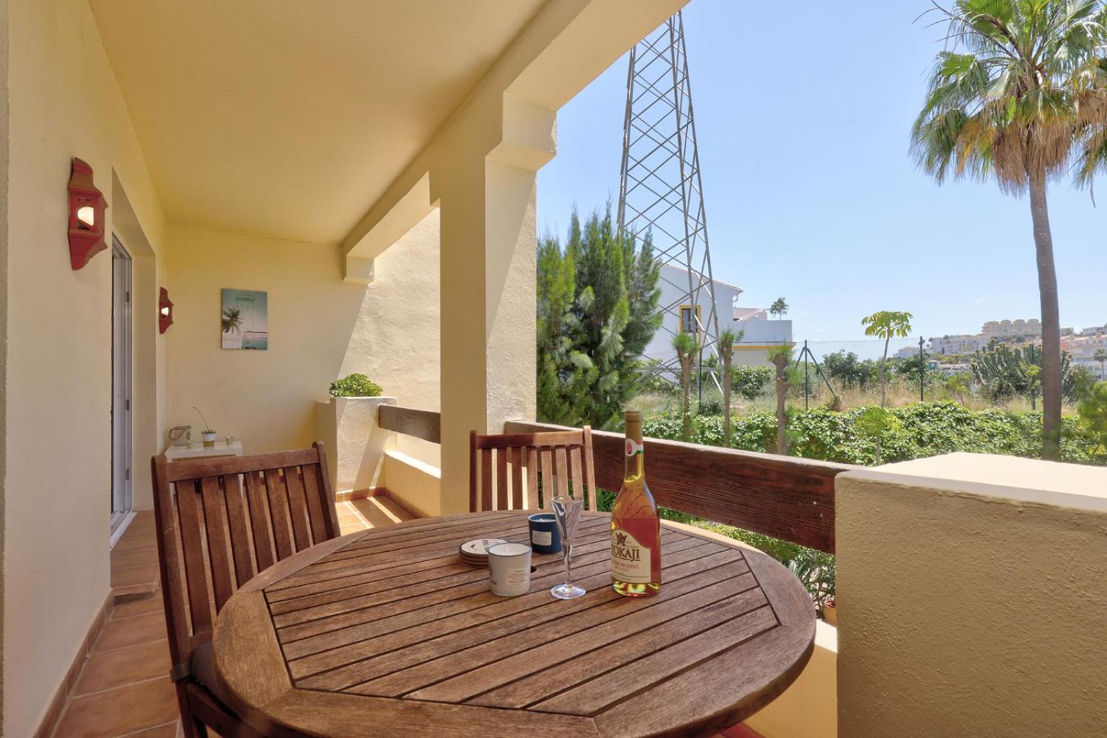 Cozy, 1 bedroom holiday condo on the Sunny Riviera