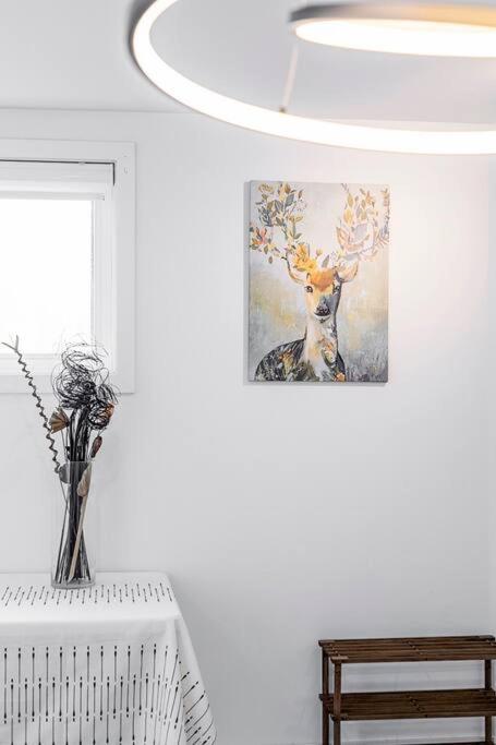 Family Home in Longueuil, 2 Bed - 1 Bathroom
