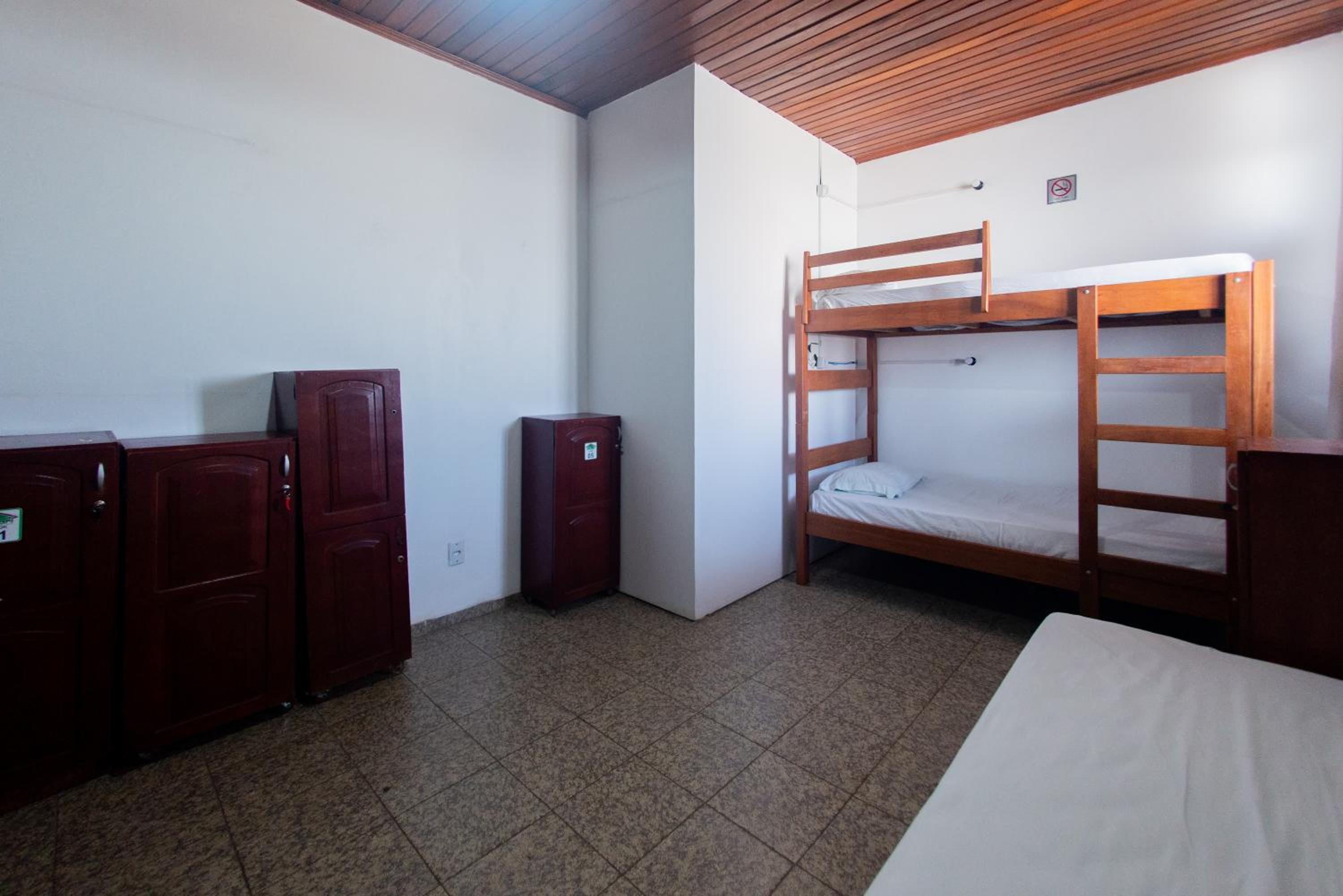 Hotel Caçari