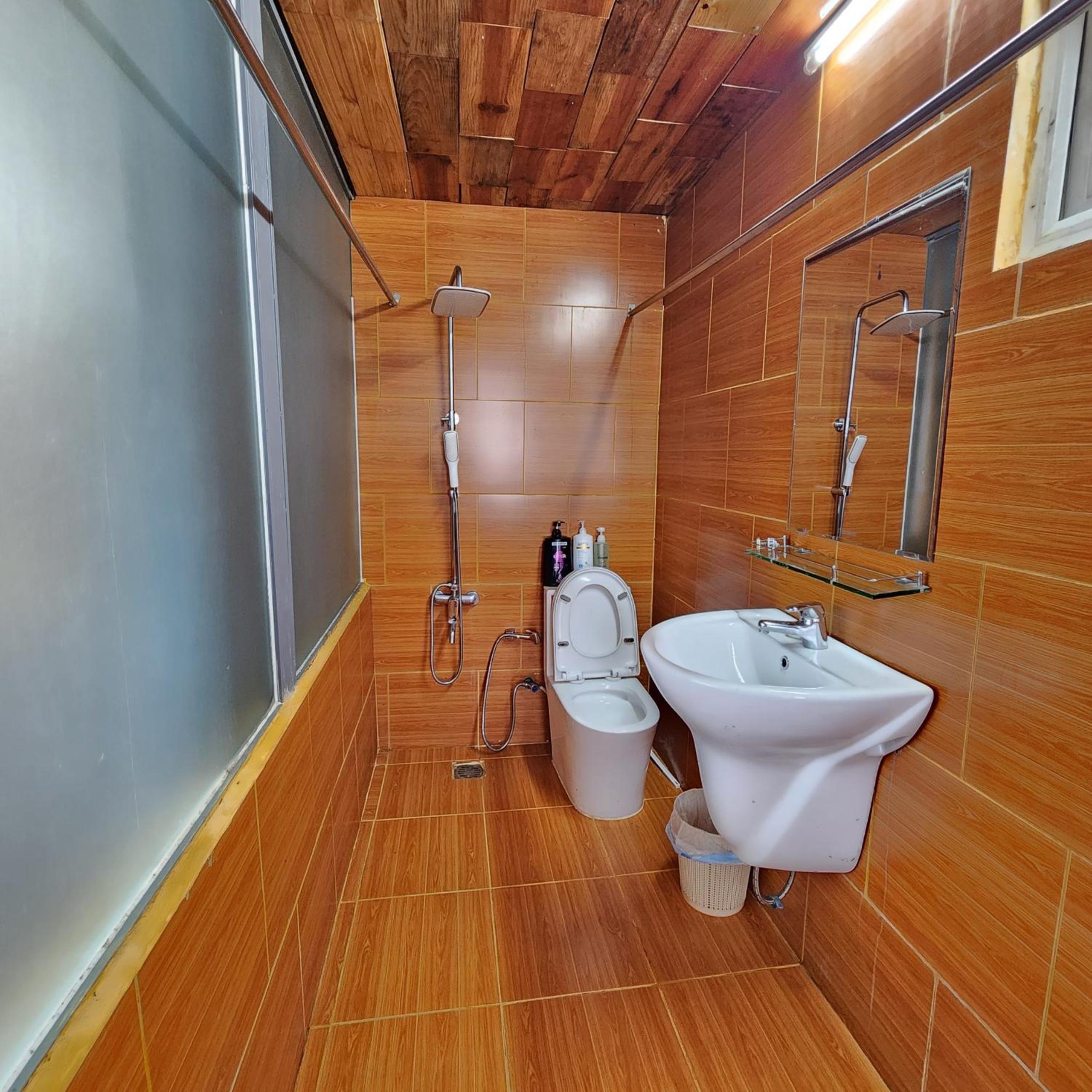 Photo 12