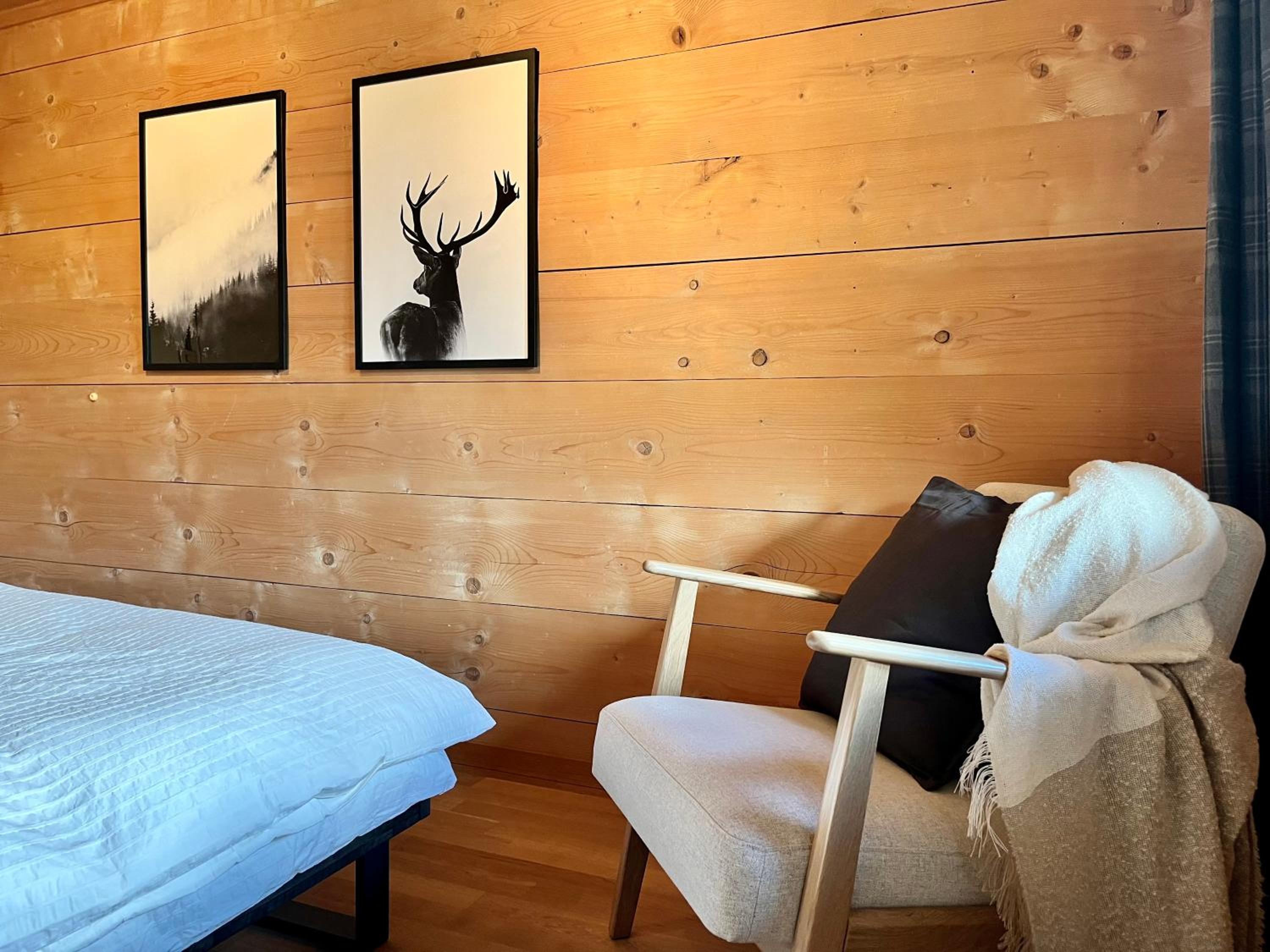 zentrale, gemütliche Wohnung im Schweizer Stil I Bergblick