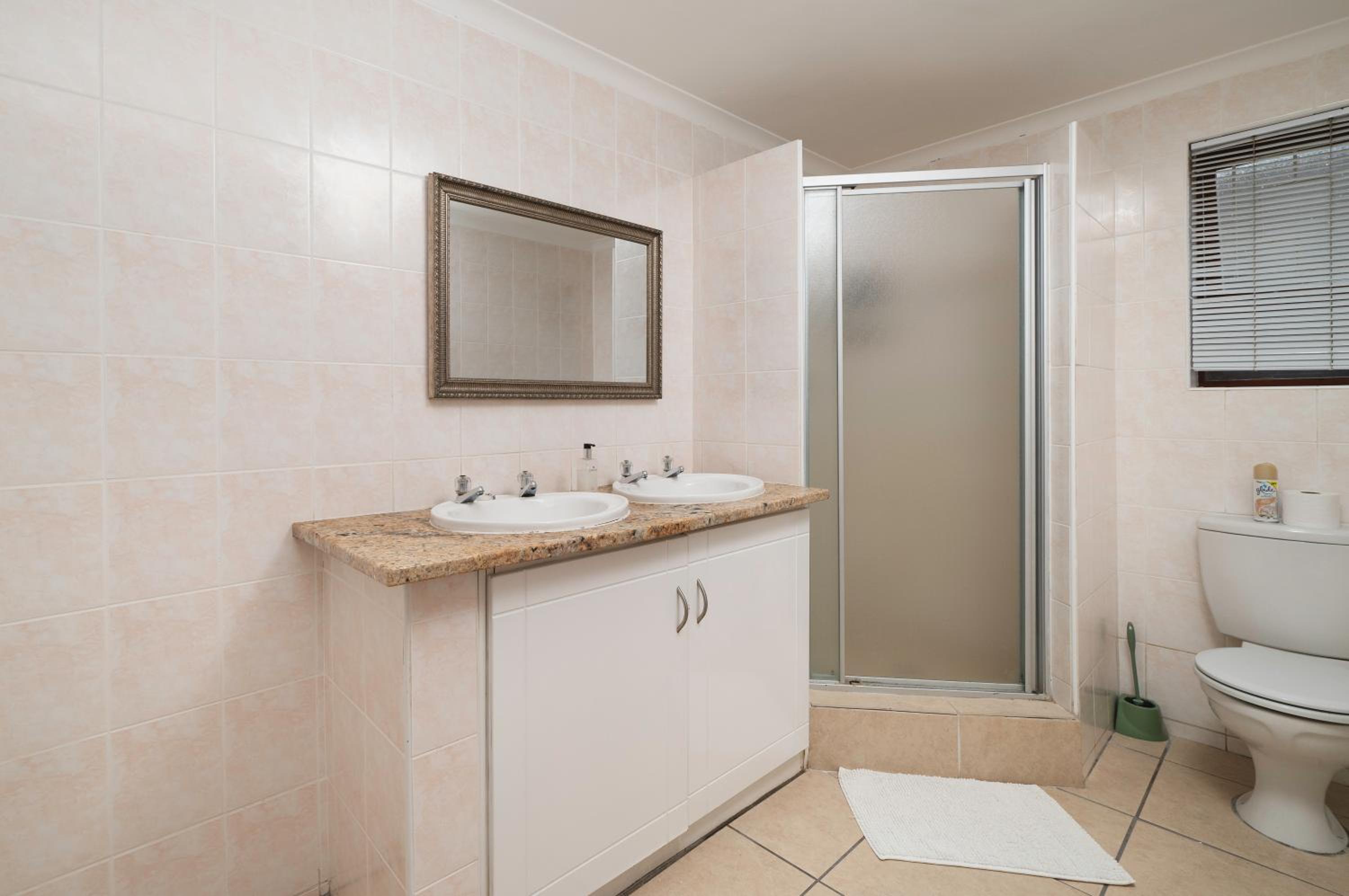 Admirals Lodge Guest House and Brightways self catering apartments