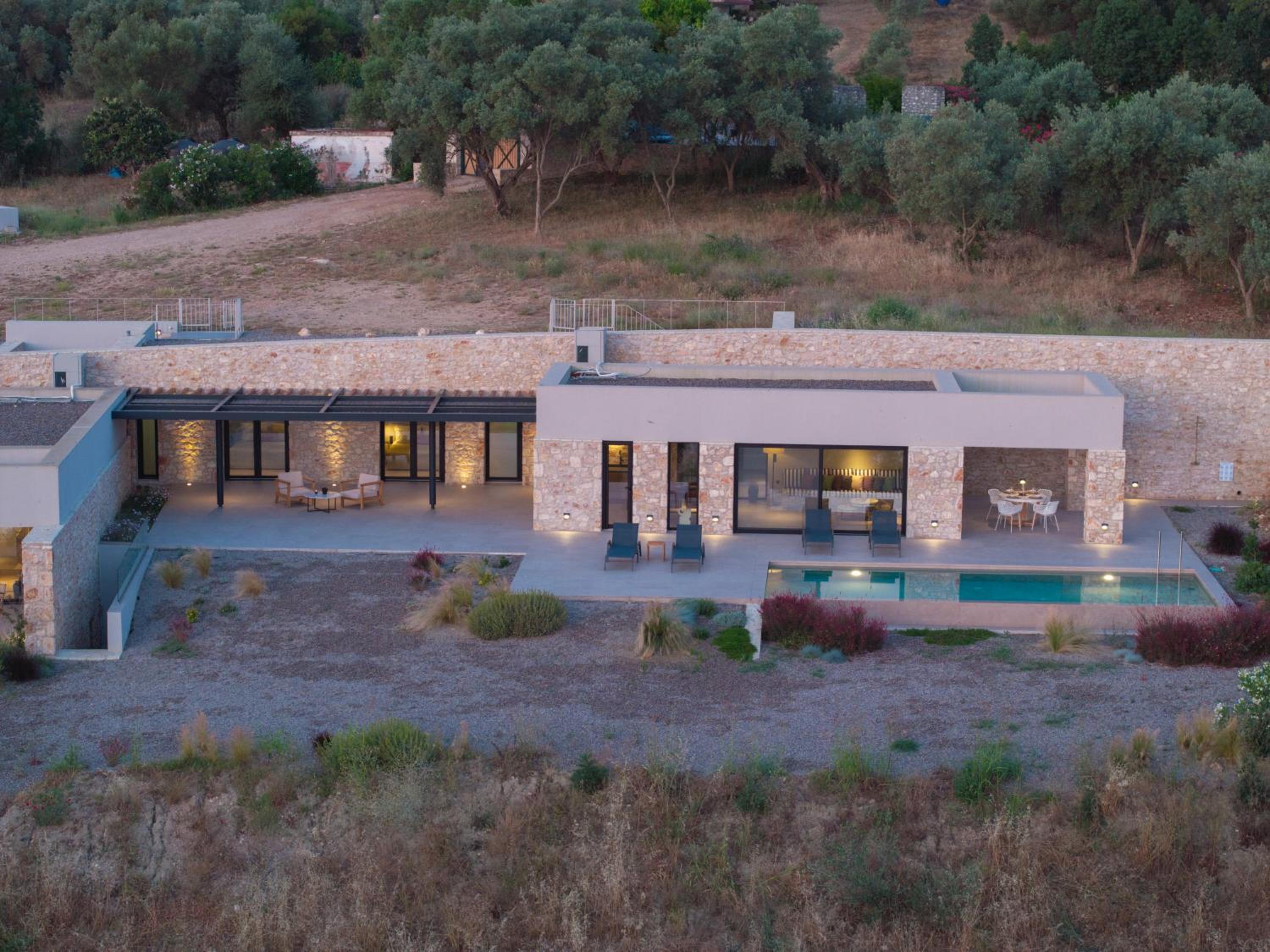 Theros Estate