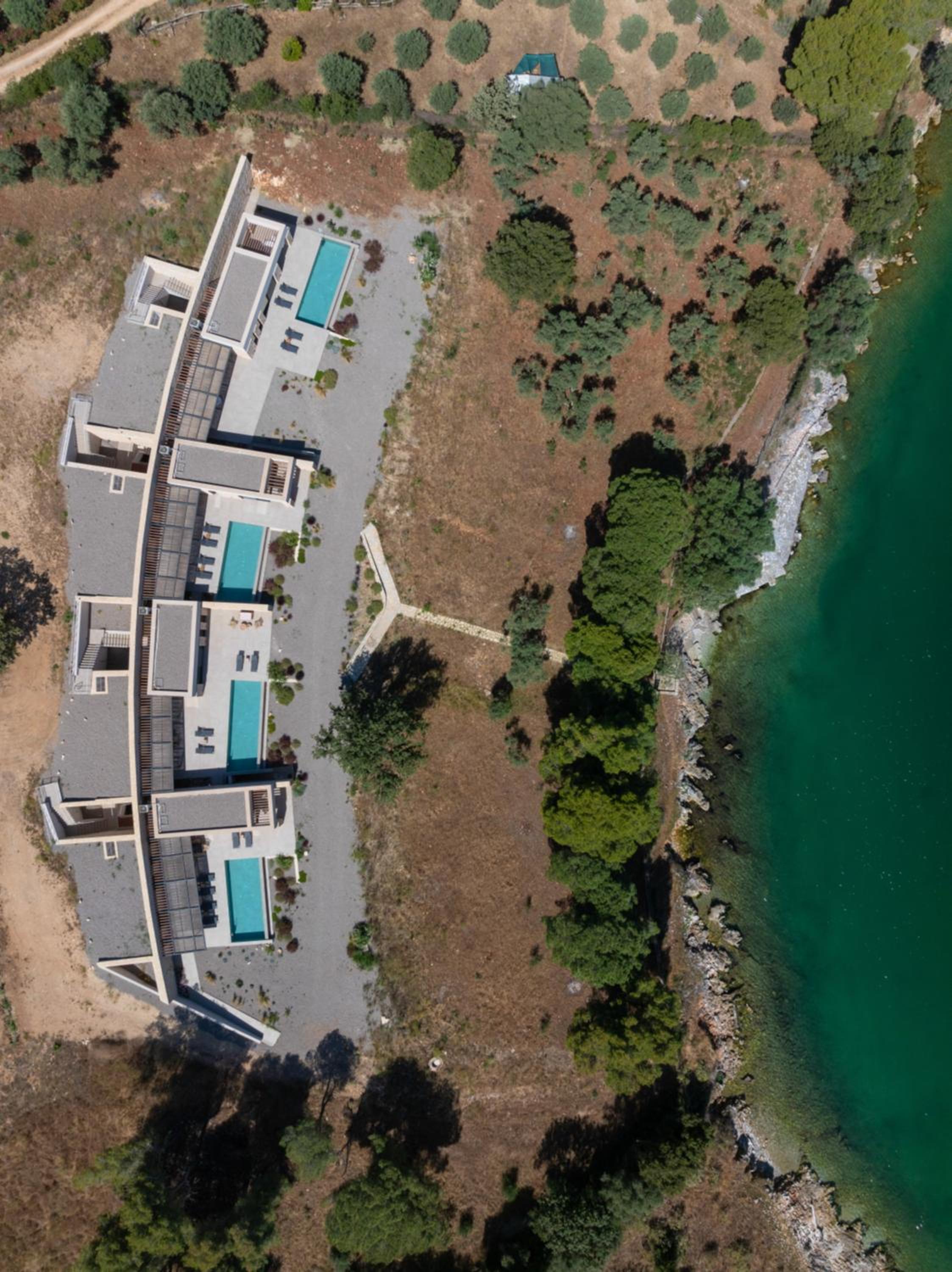 Theros Estate