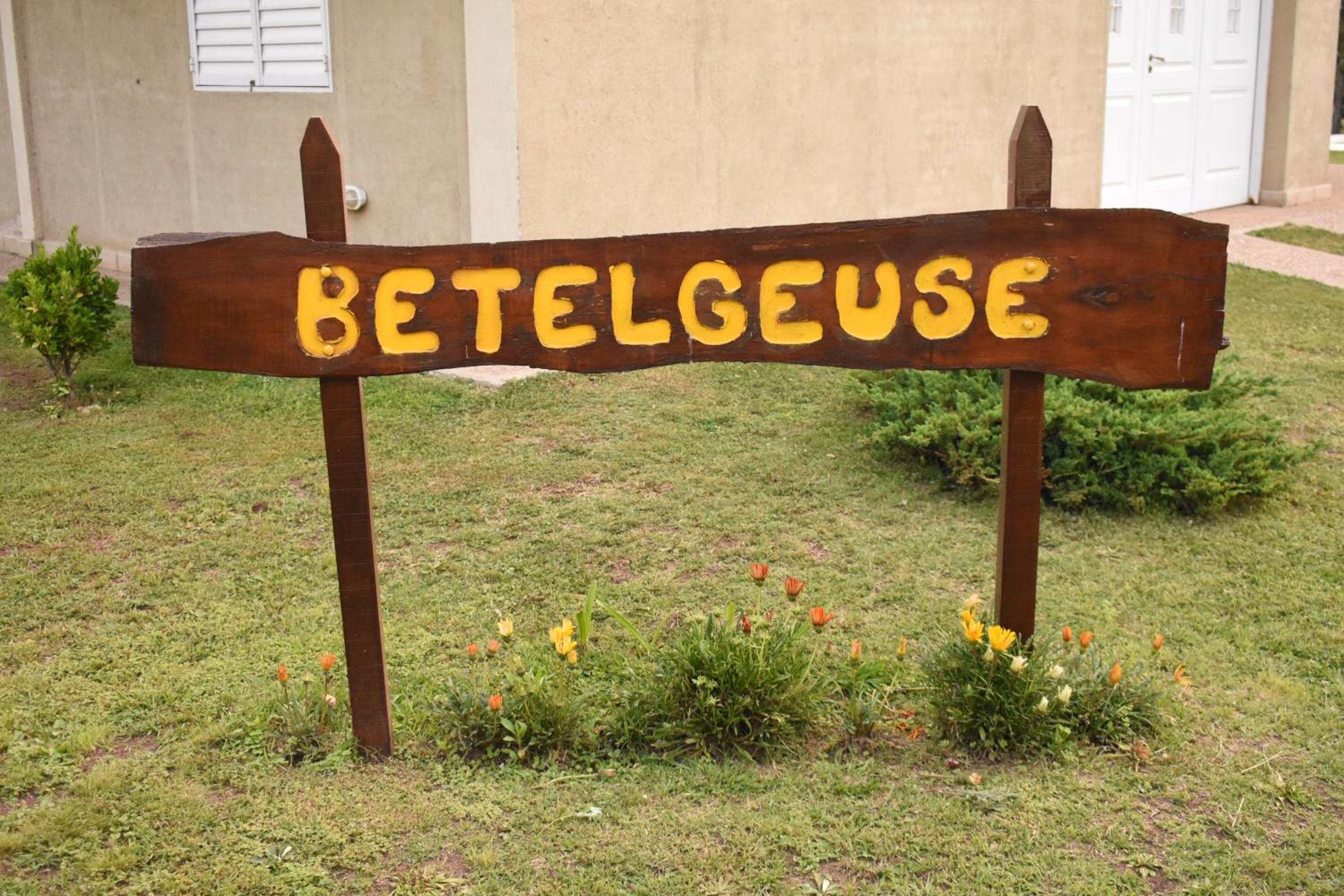 Complejo BETELGEUSE