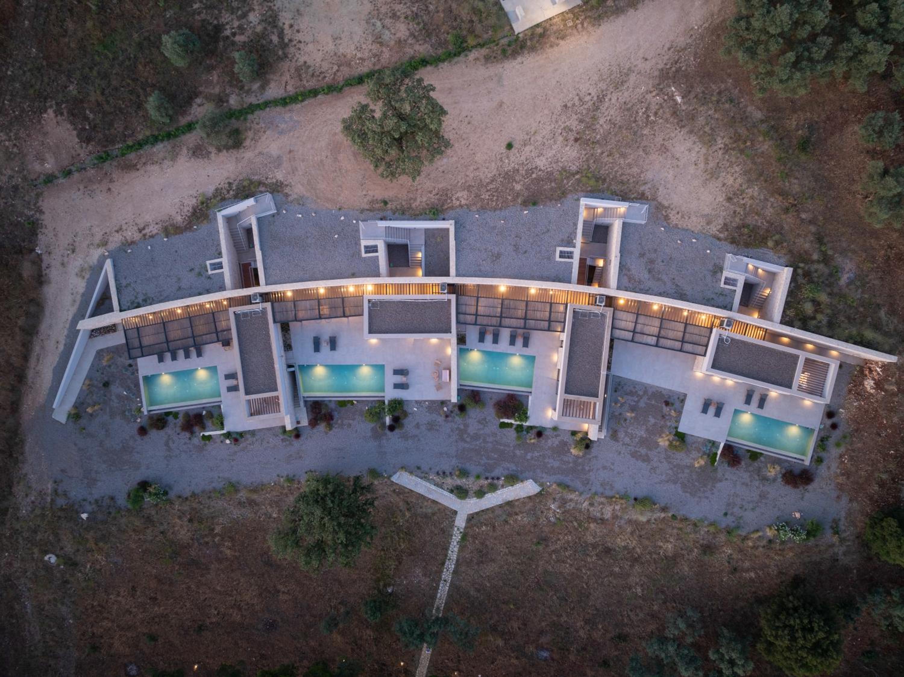 Theros Estate