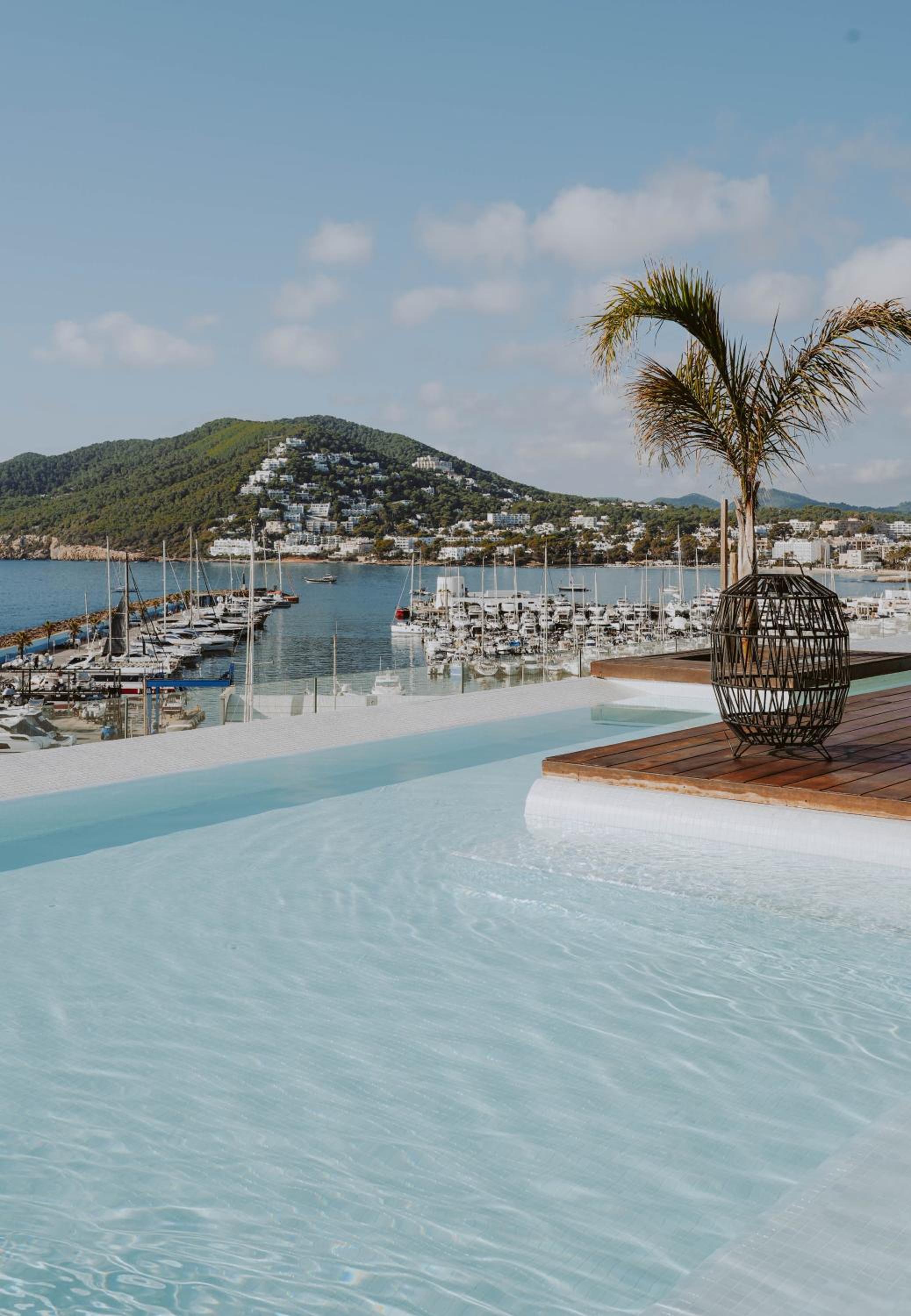 Hotel Aguas de Ibiza Grand Luxe Hotel