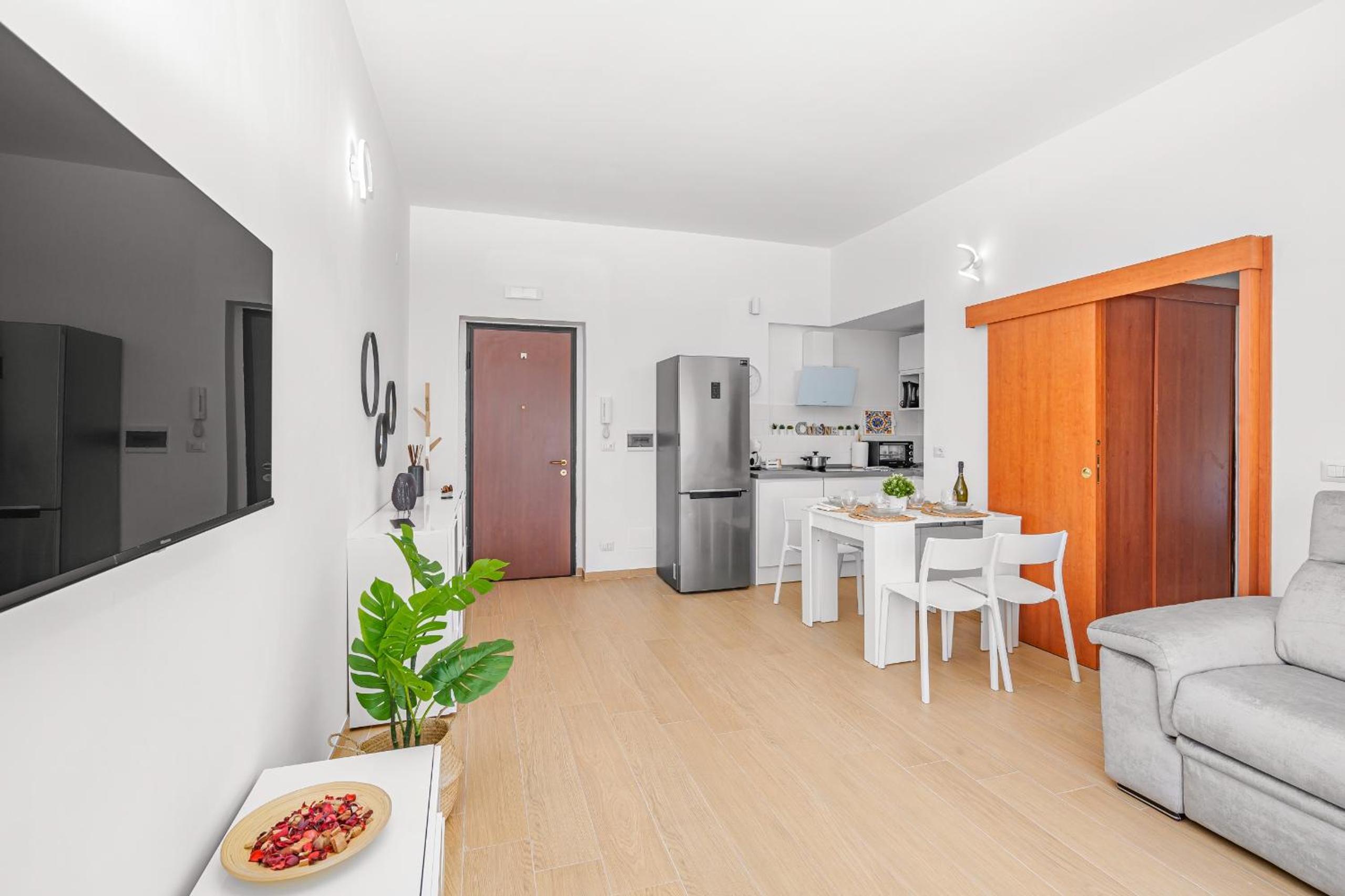 Aurelia Sunset home