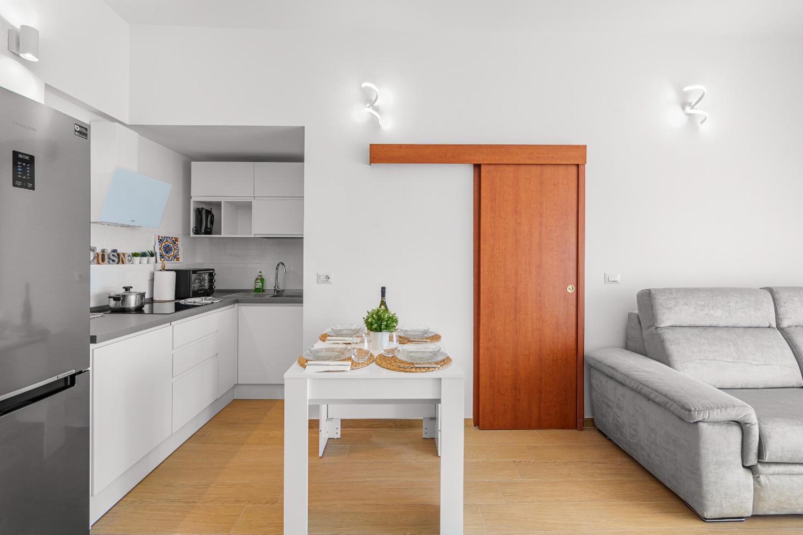 Aurelia Sunset home