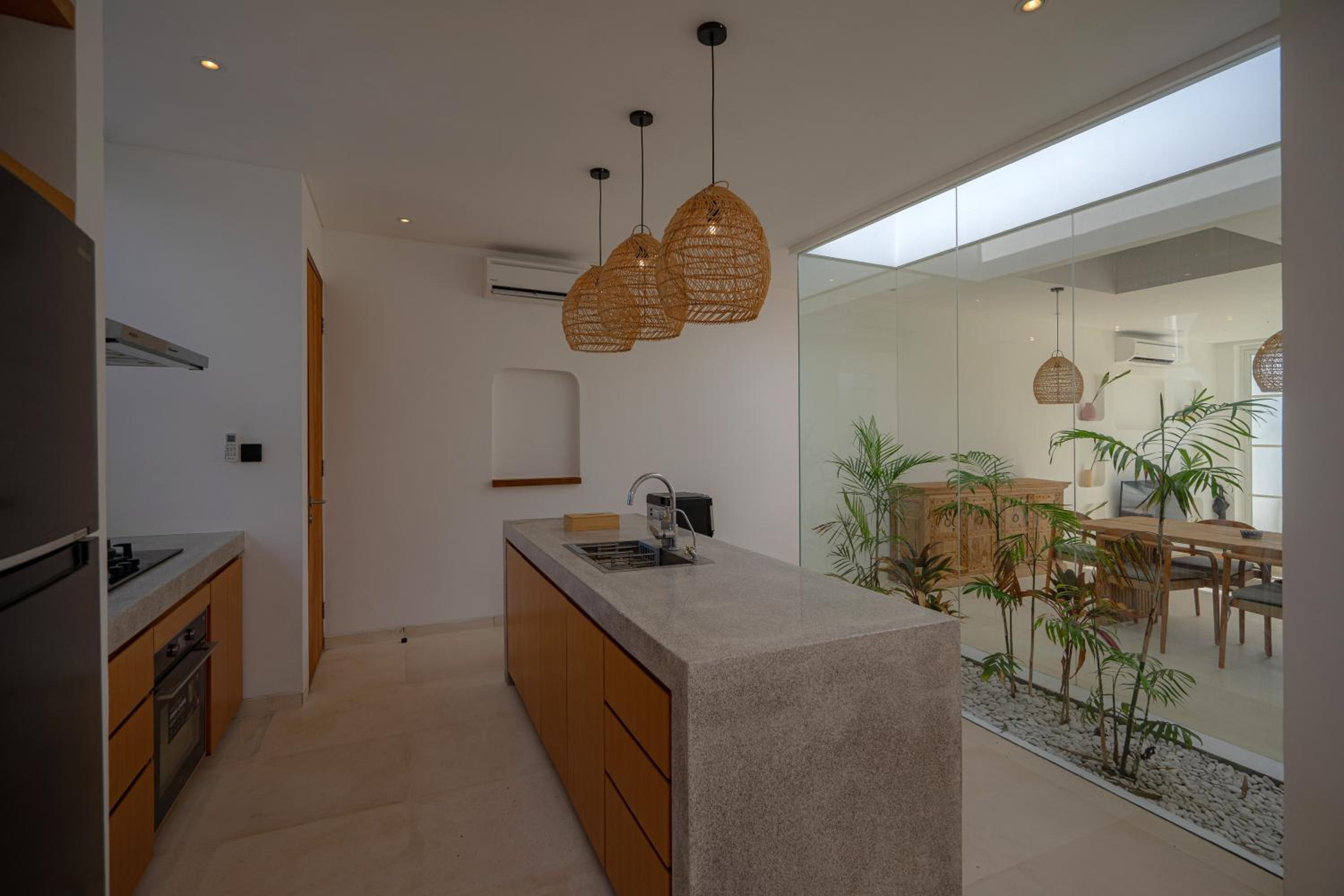Sanctuary Uluwatu - 3 Bedrooms Pool Villa view 4
