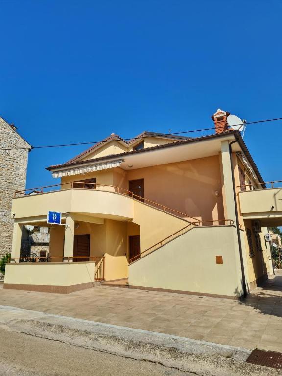Apartments Manuel