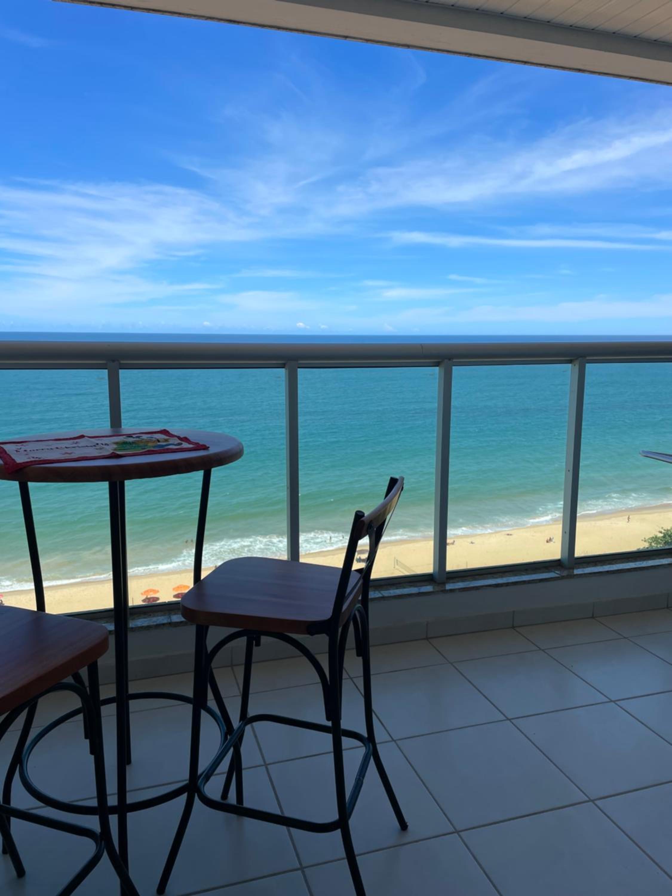 Flat Frente Mar com Varanda