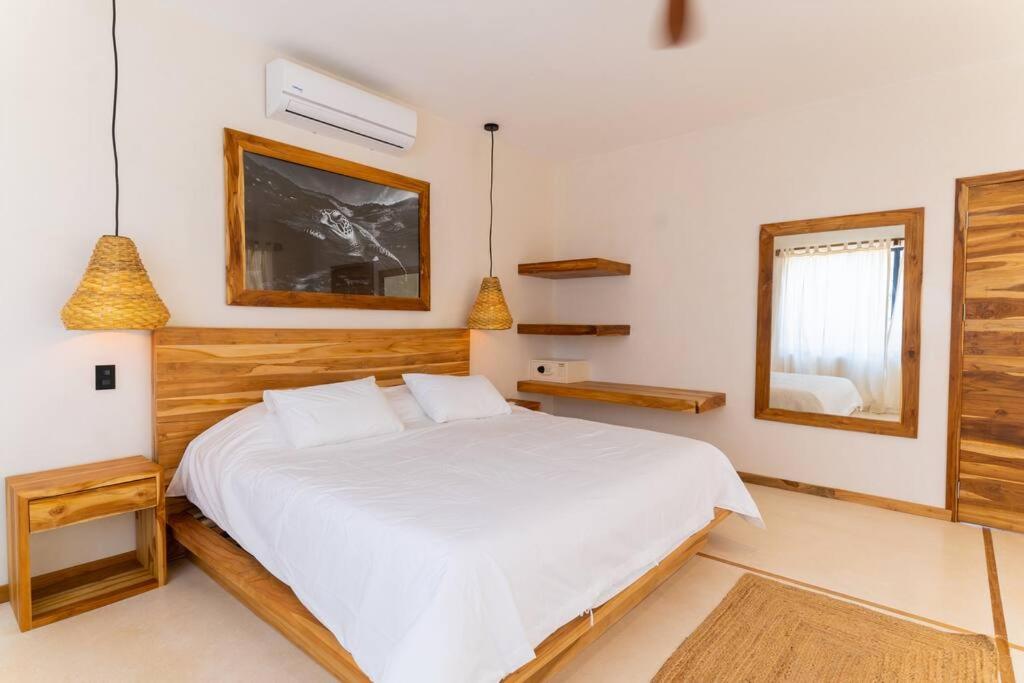 Villa Single Fin in Santa Teresa! Walk to the Beach