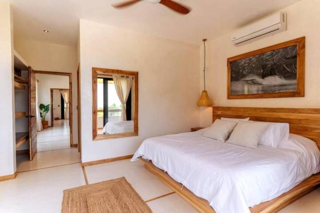 Villa Single Fin in Santa Teresa! Walk to the Beach