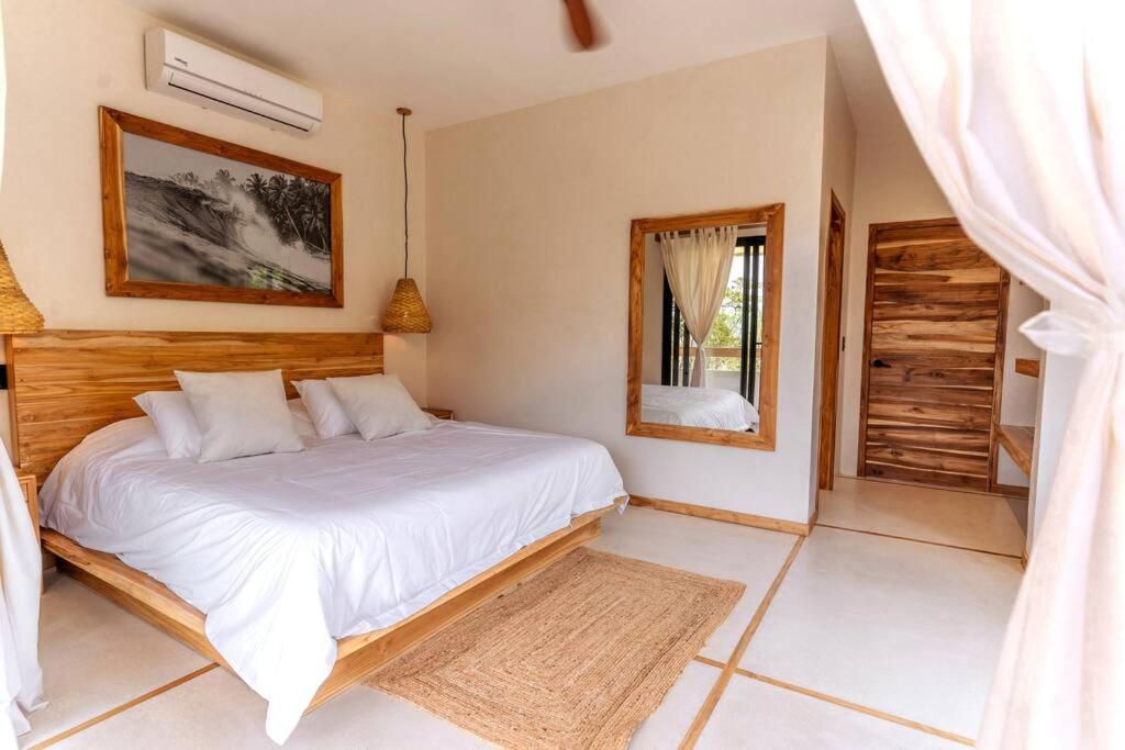 Villa Single Fin in Santa Teresa! Walk to the Beach