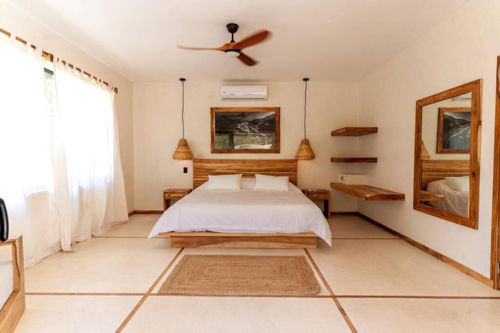 Villa Single Fin in Santa Teresa! Walk to the Beach