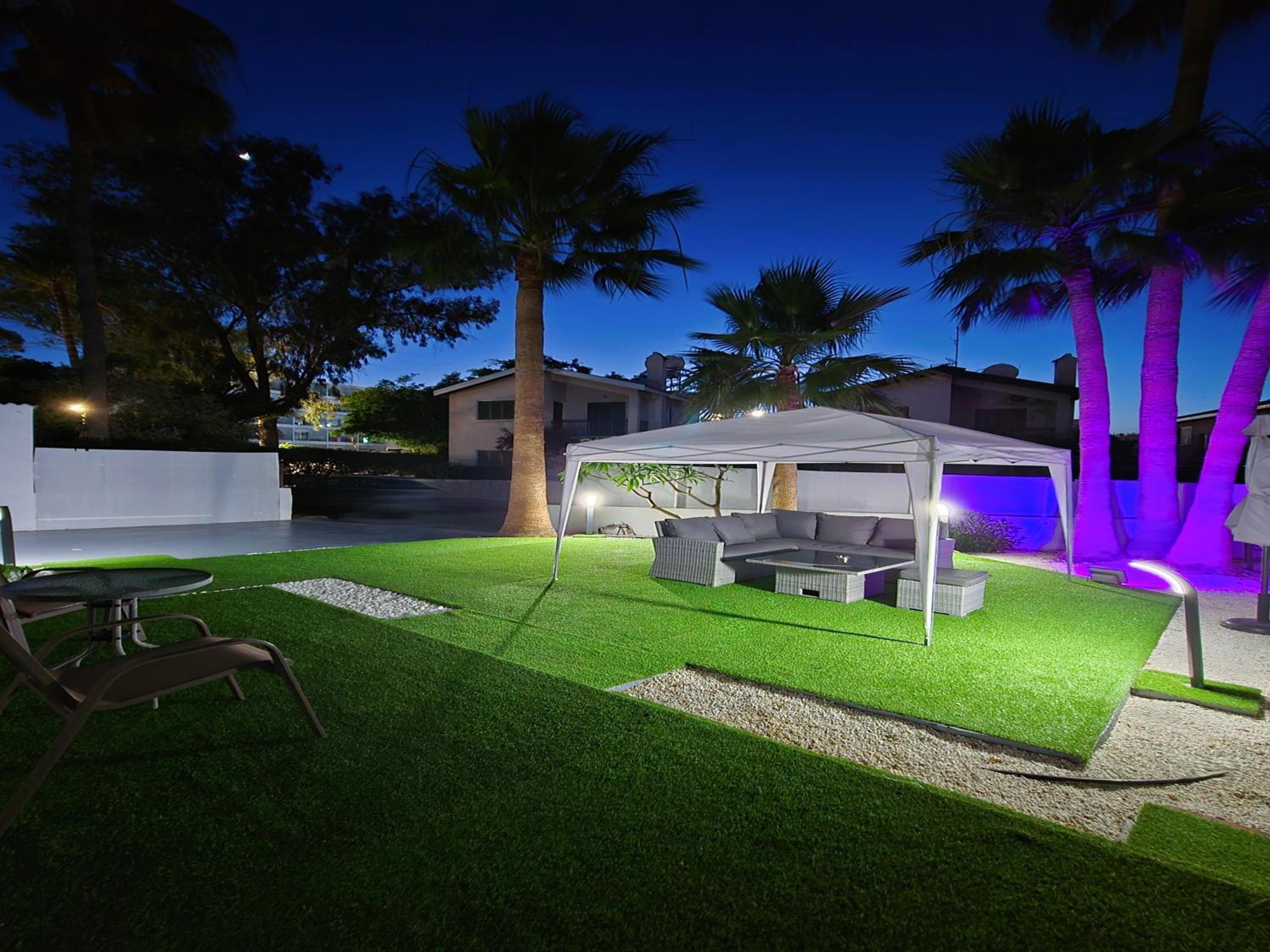 3 Bedroom Villa, private pool, hot tub