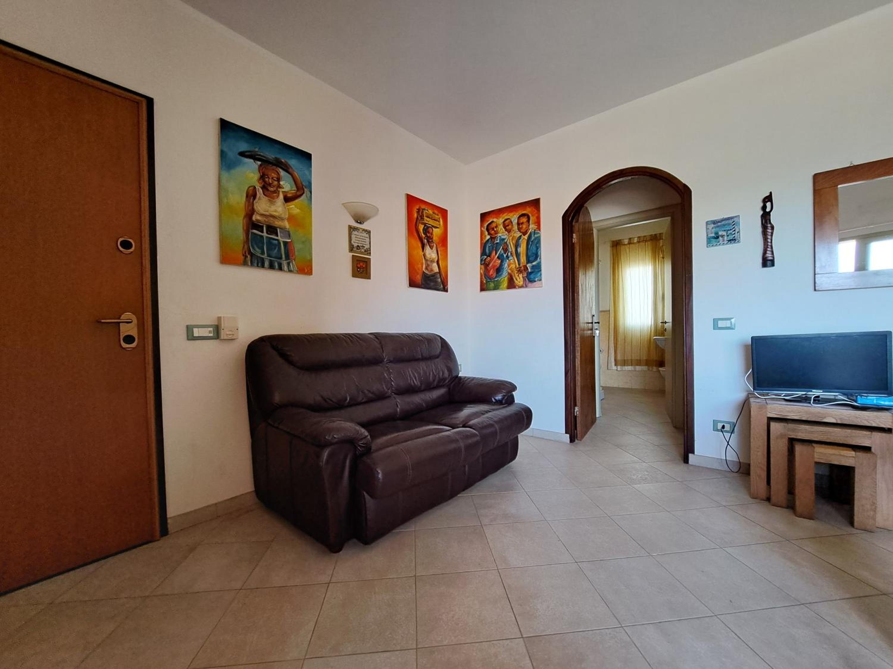 Apartment with Balcony near Beach Coquero Santa Maria Sal Service