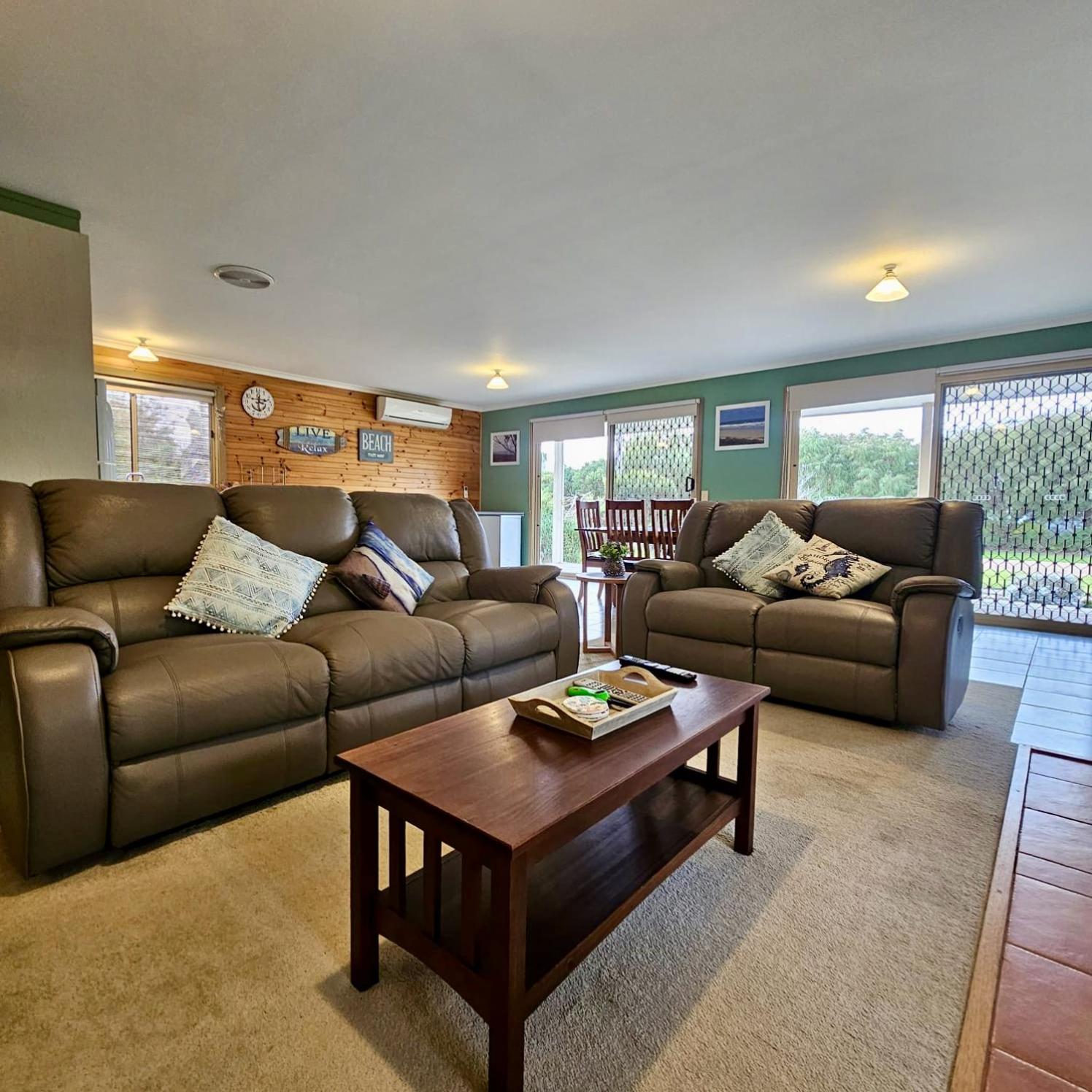 Prom Coast - Beach Abode - Sandy Point
