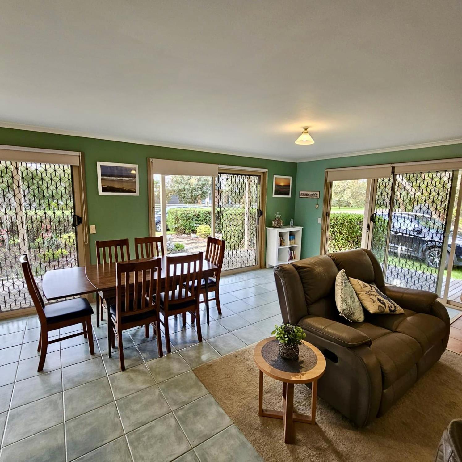Prom Coast - Beach Abode - Sandy Point