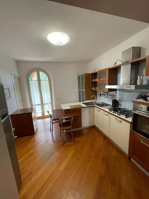 Biancolilla House