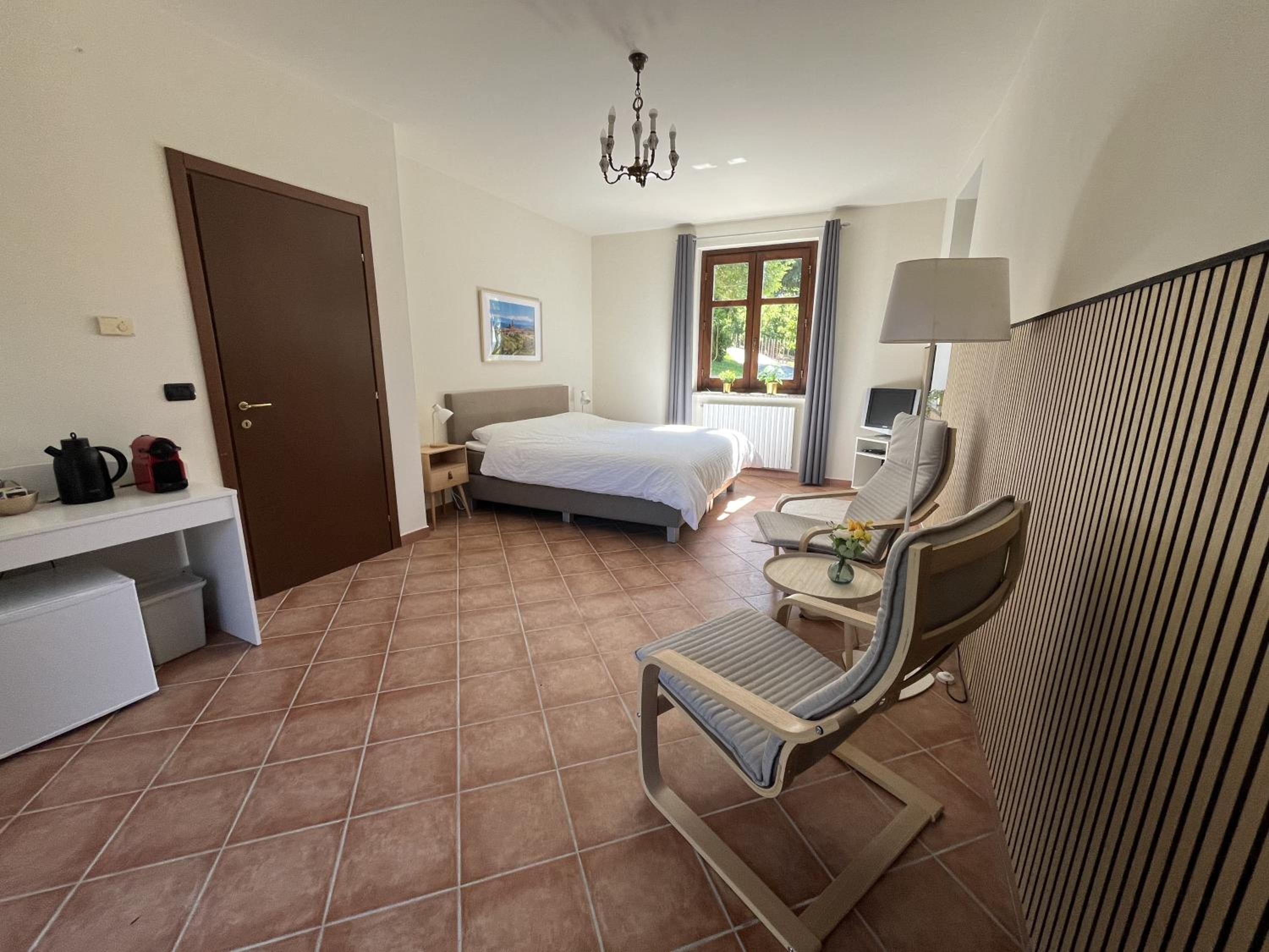 hotel room