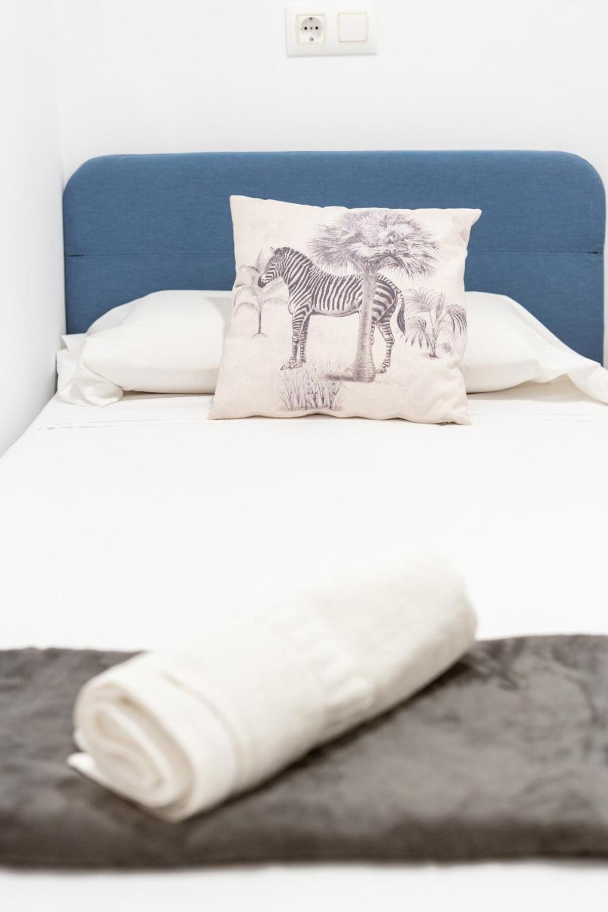 Santes Creus by Unik Vacation
