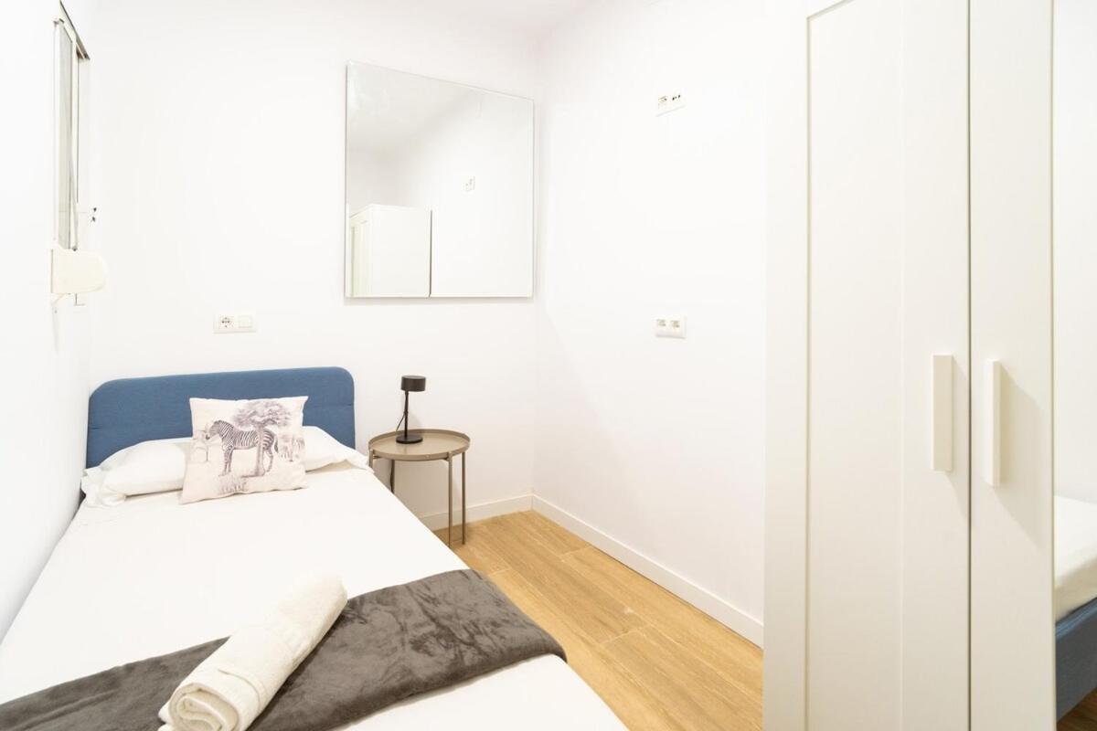 Santes Creus by Unik Vacation