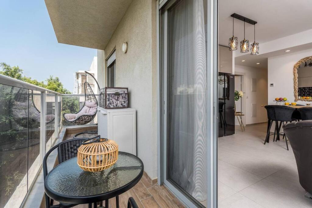 New Modern 3BR By Frishman Beach view 3