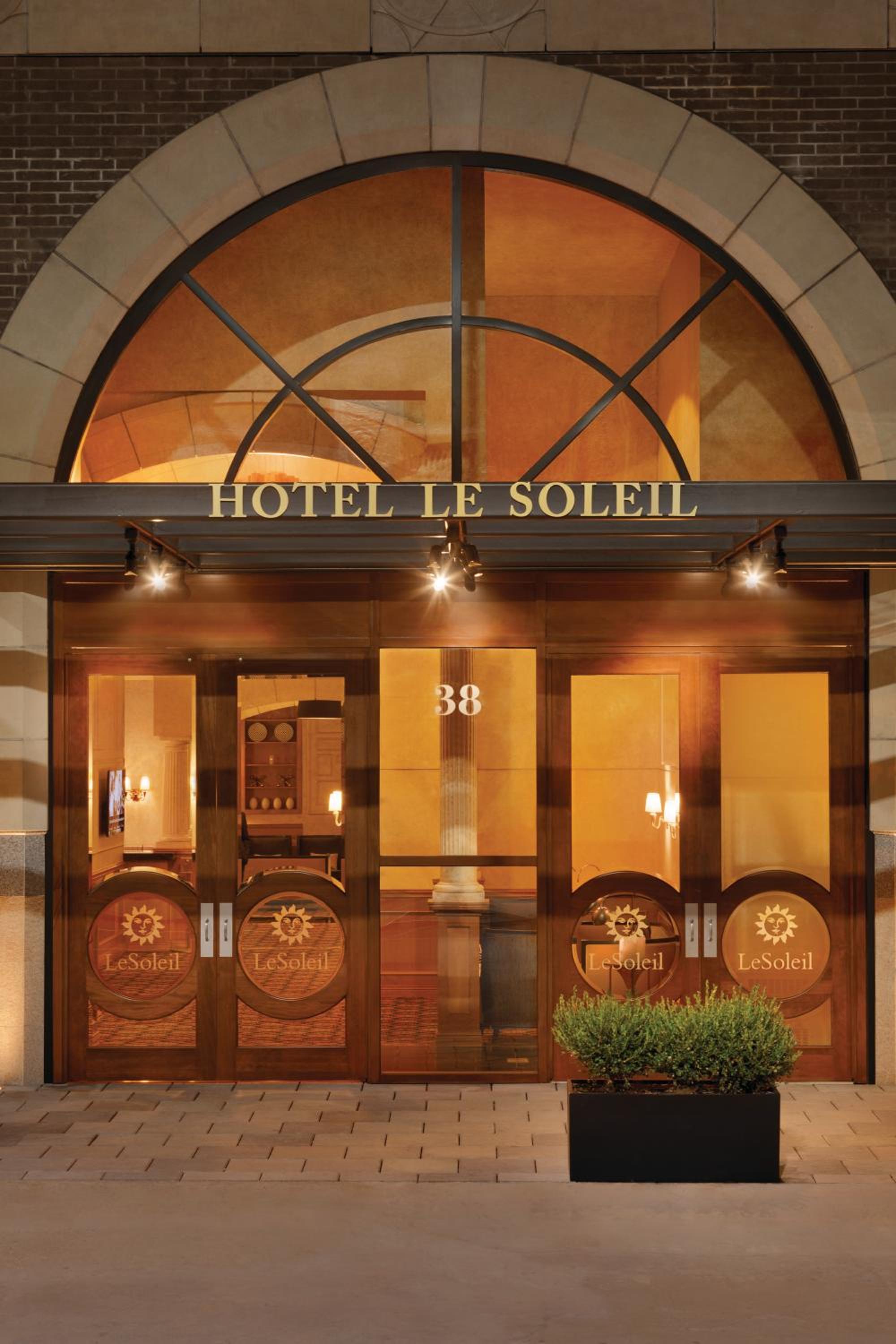 Hotel Executive Hotel Le Soleil New York - Image 1