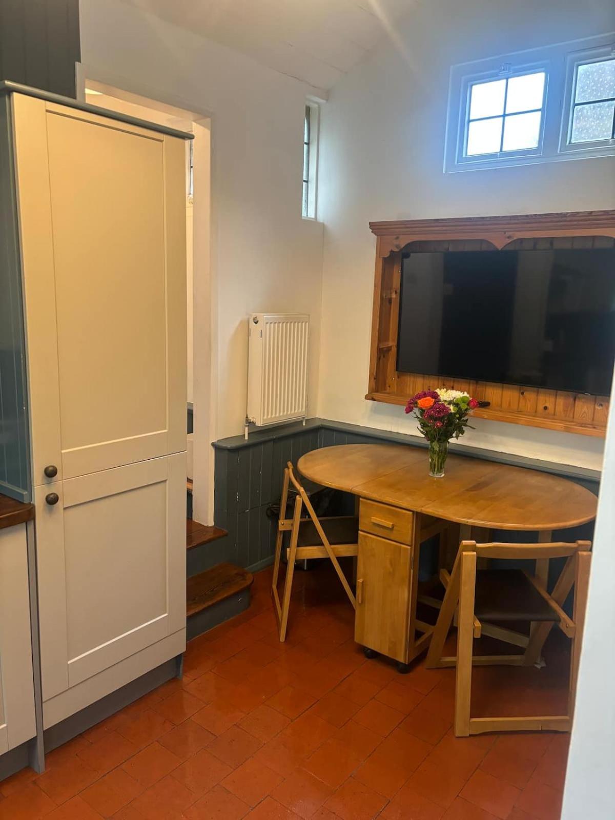 Grade 2 Listed Cottage in Sussex Village view 5