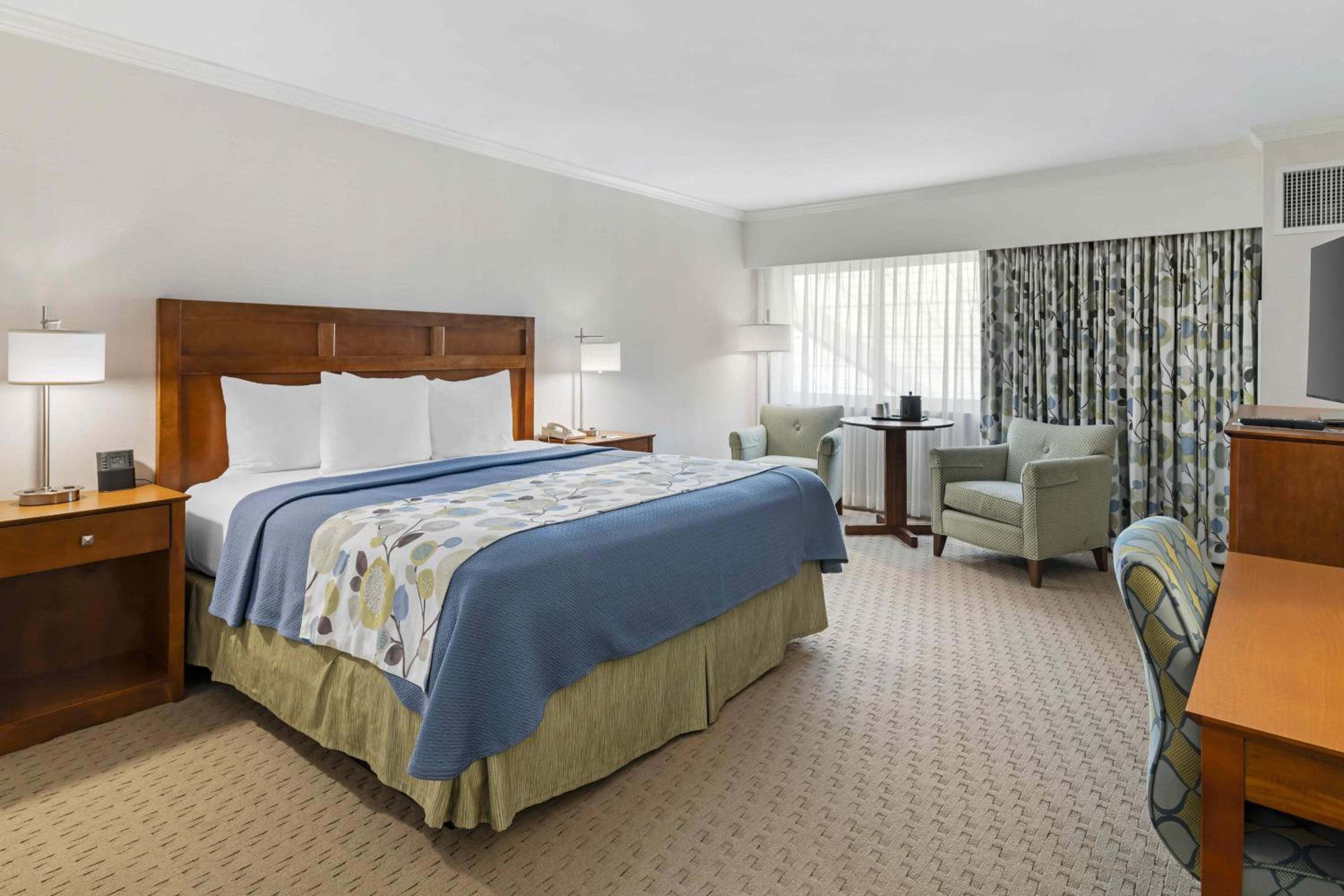 Juniper Hill Inn