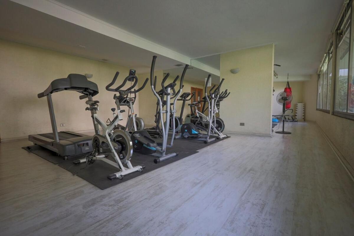 Exclusive apartment in Las Condes Alcantara Metro